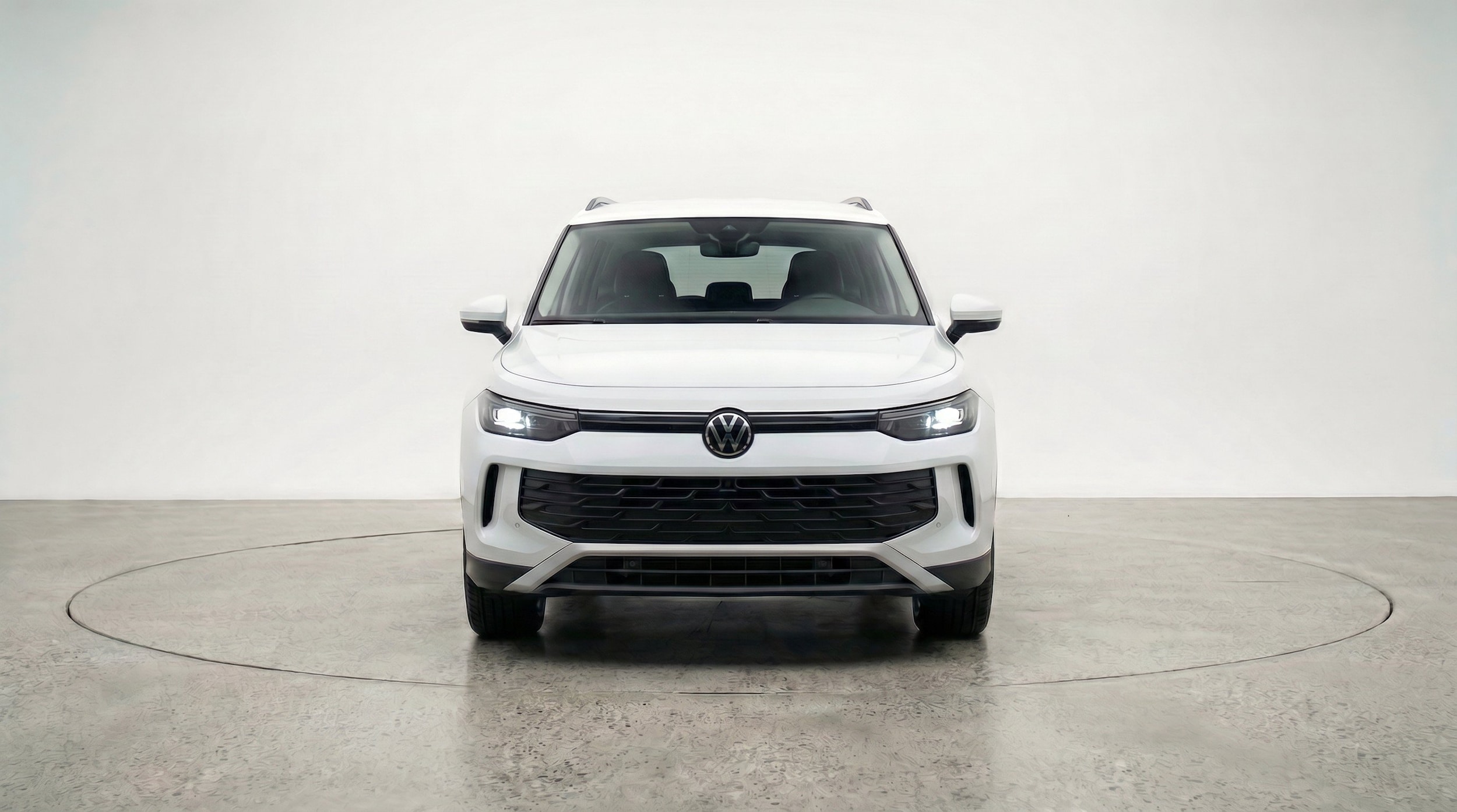 Thumbnail: 2026 Volkswagen Tiguan - 2