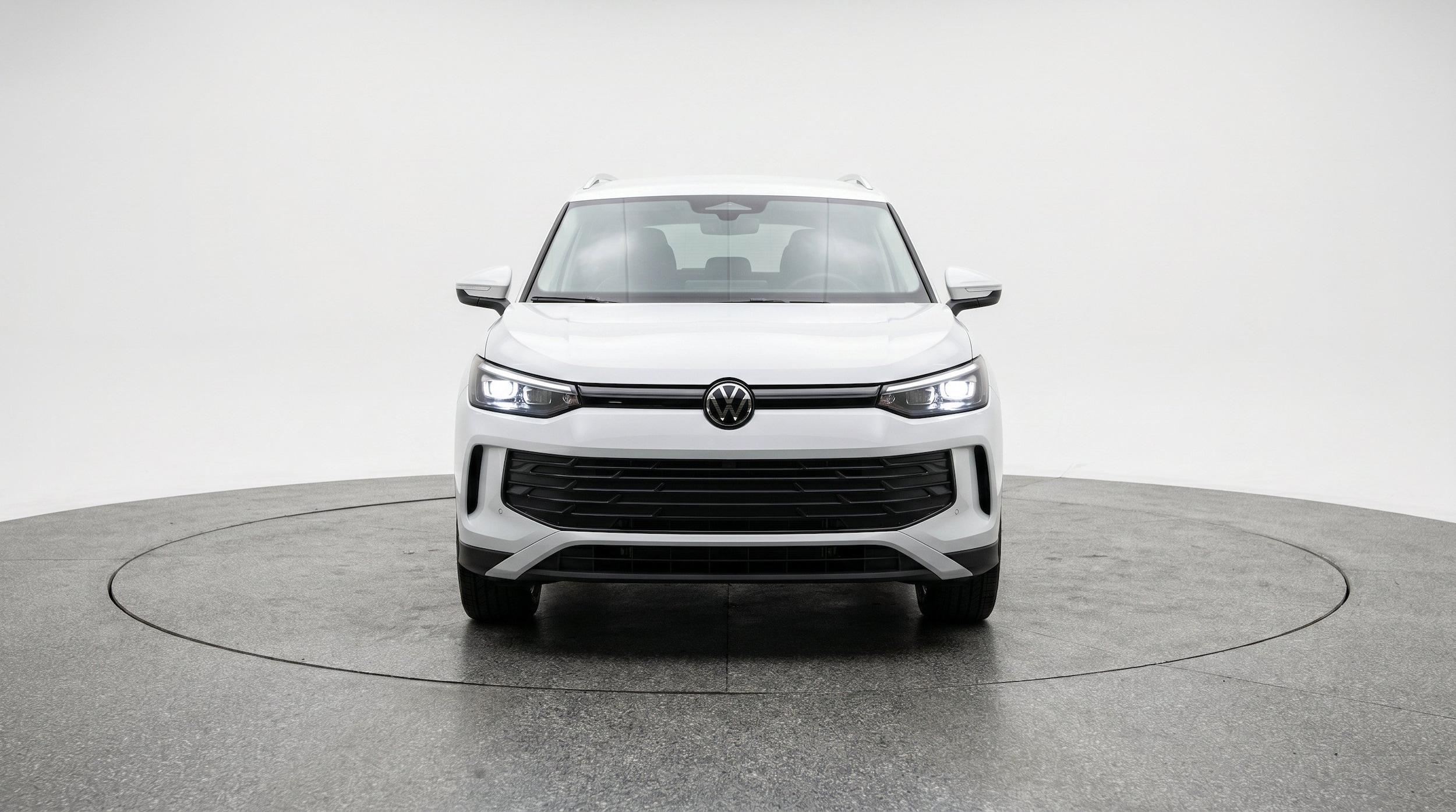 Thumbnail: 2026 Volkswagen Tiguan - 2