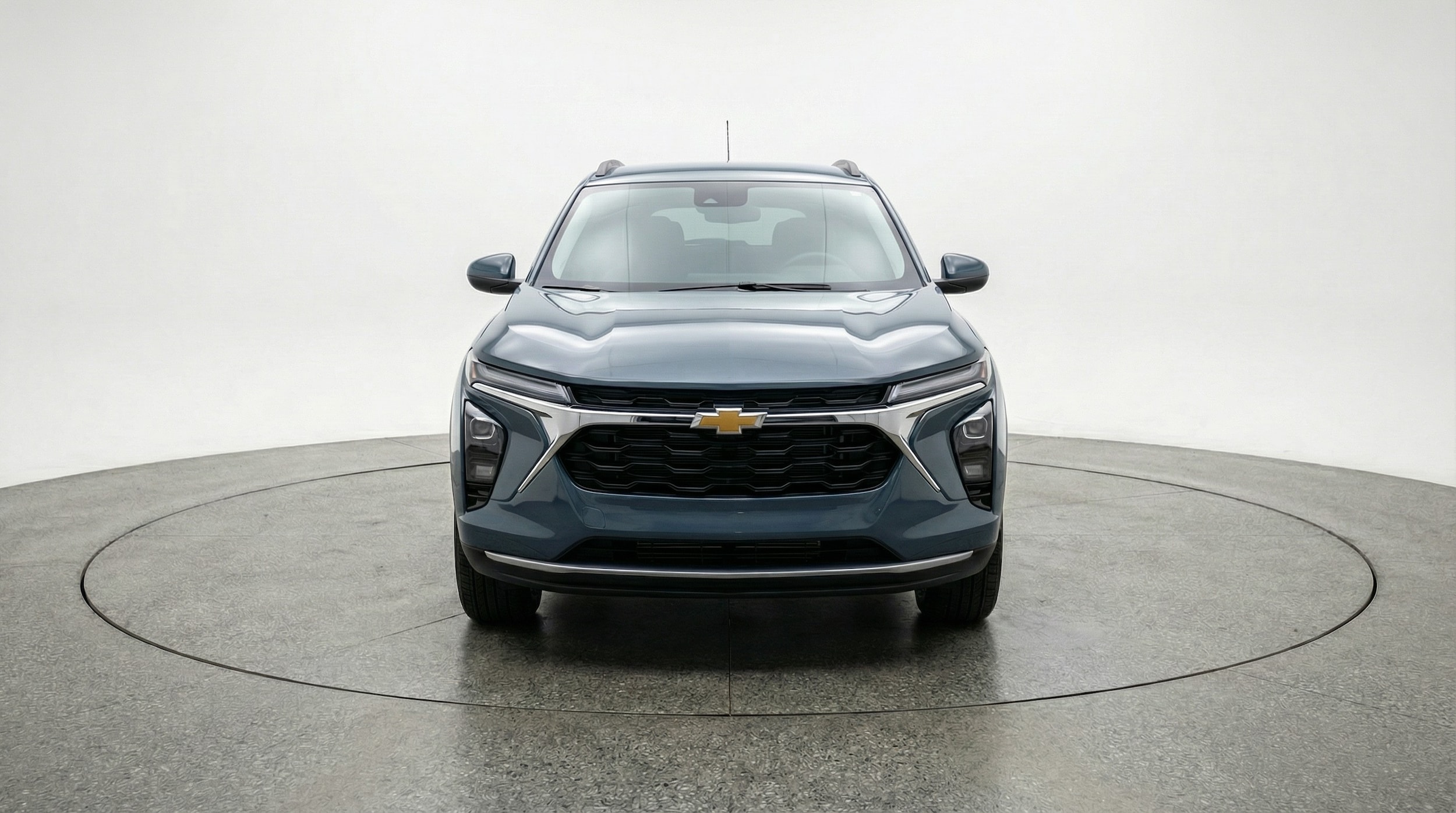 Thumbnail: 2025 Chevrolet Trax - 2