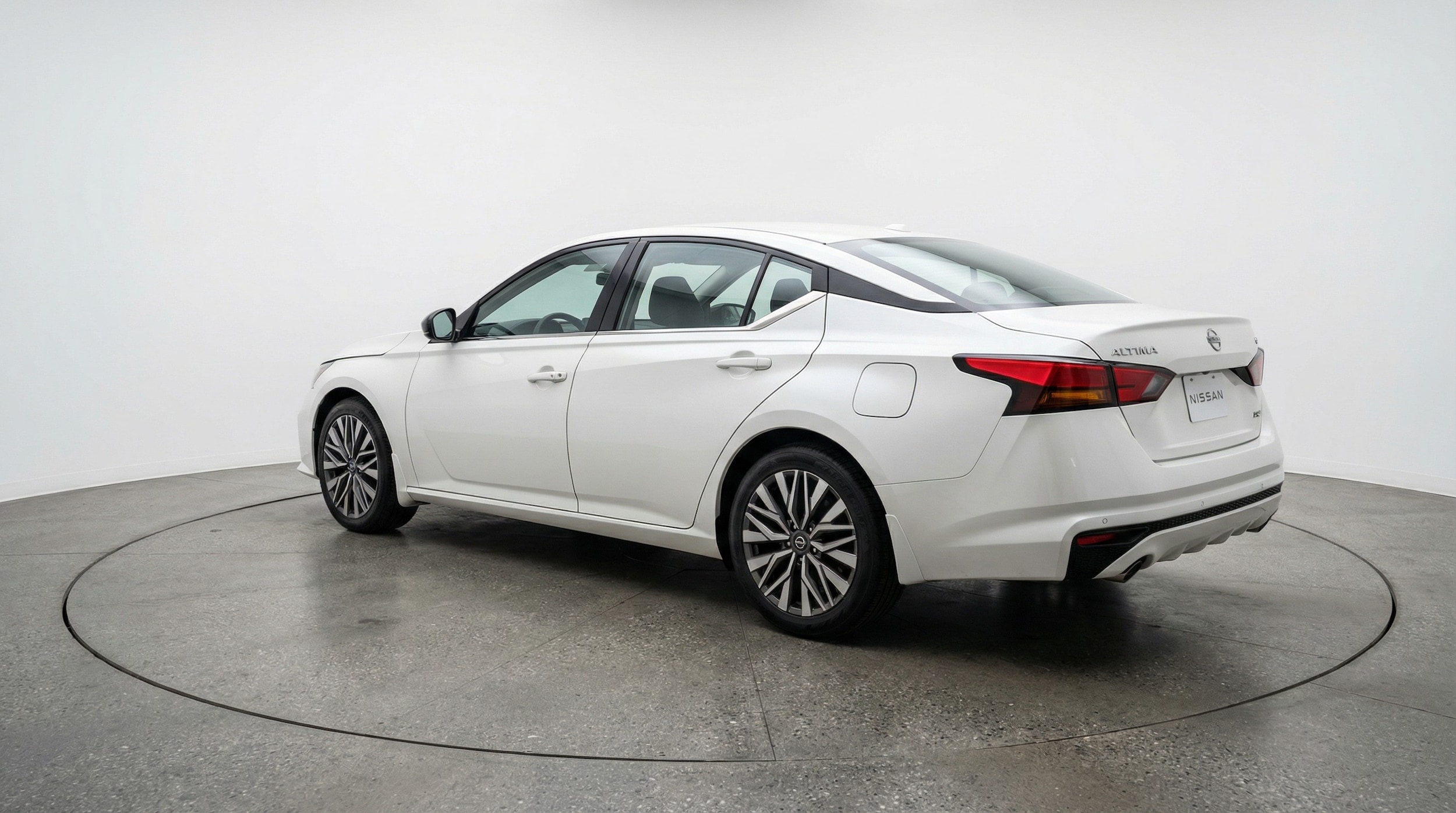 Thumbnail: 2025 Nissan Altima - 5