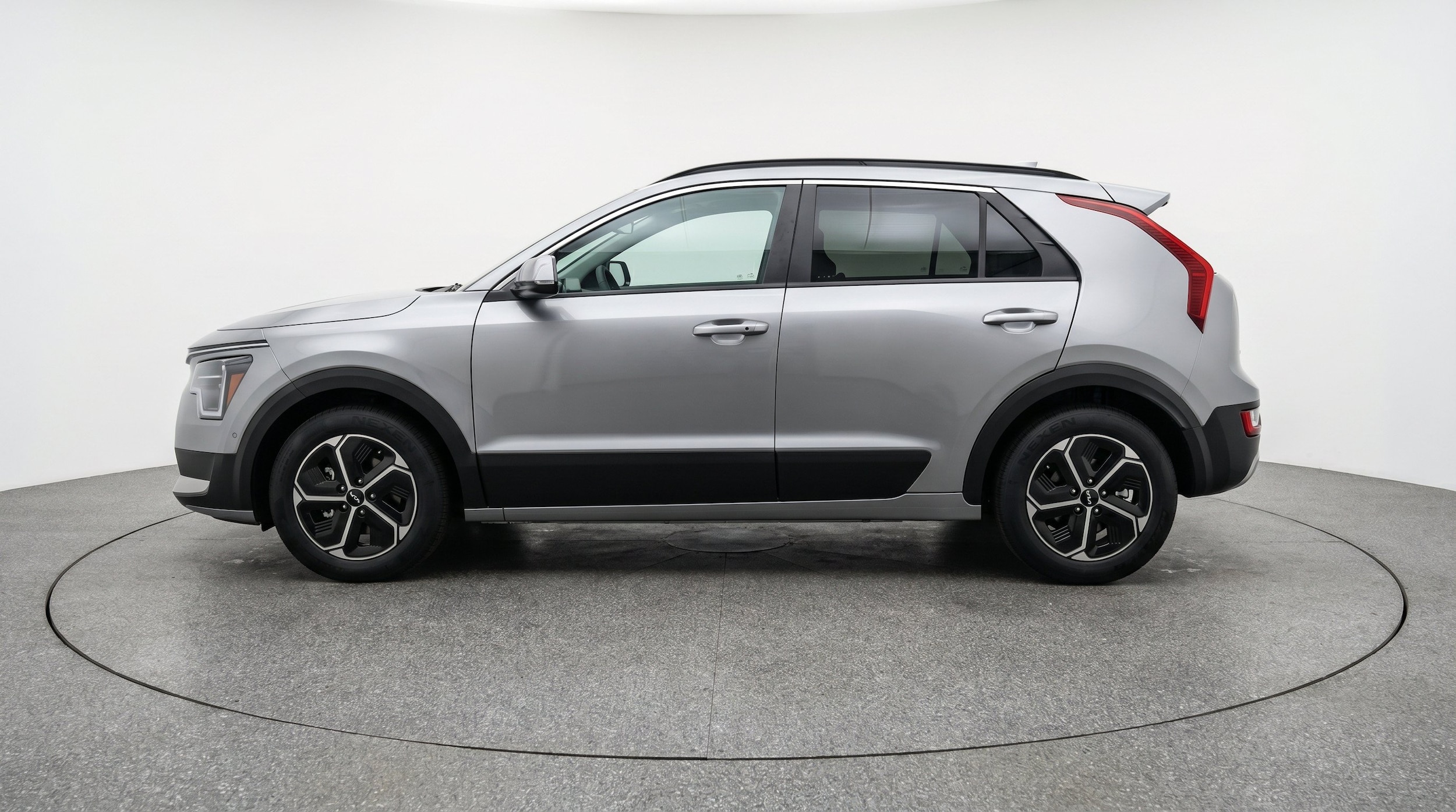 Thumbnail: 2026 Kia Niro - 5