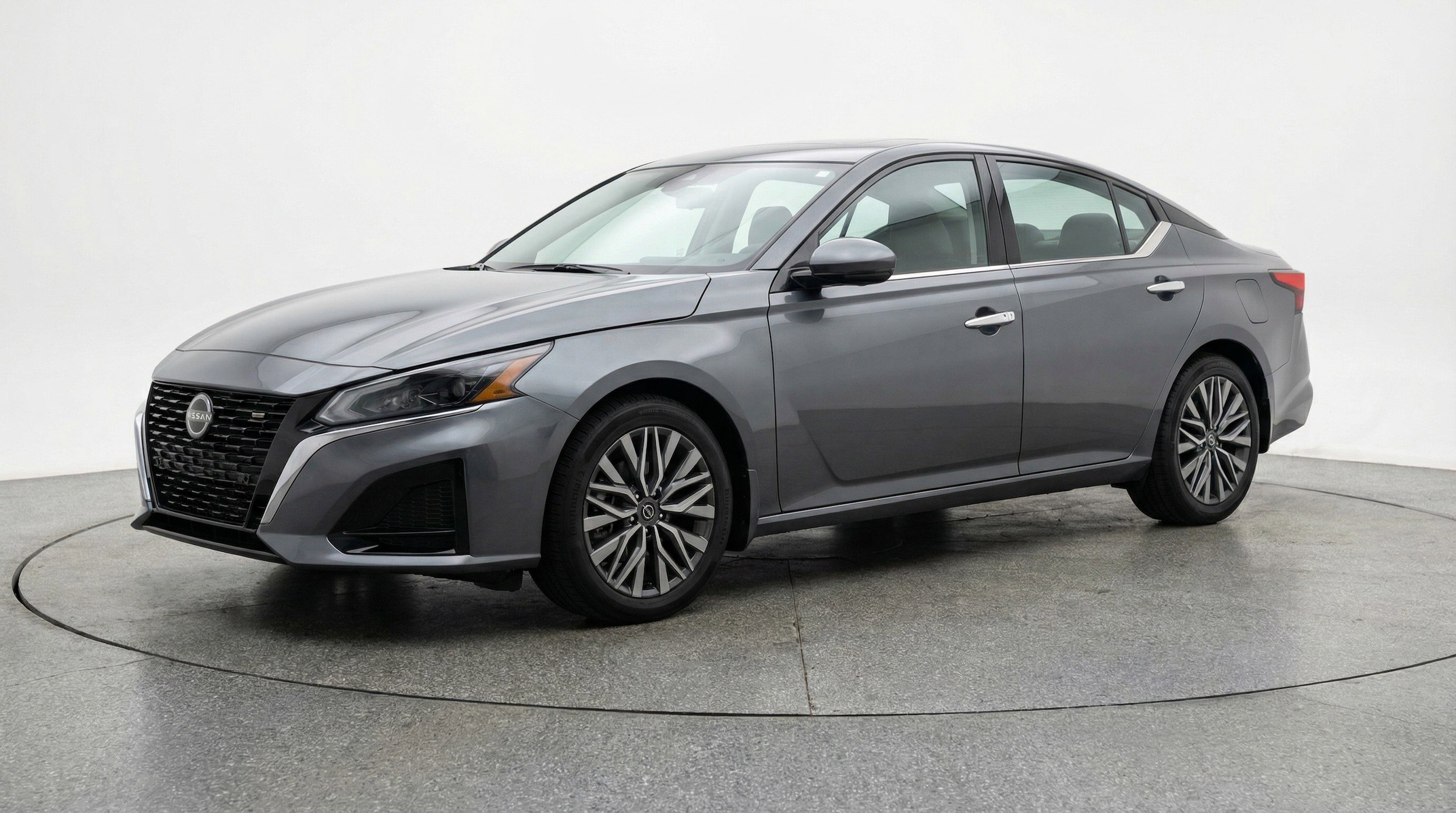 Thumbnail: 2025 Nissan Altima - 3
