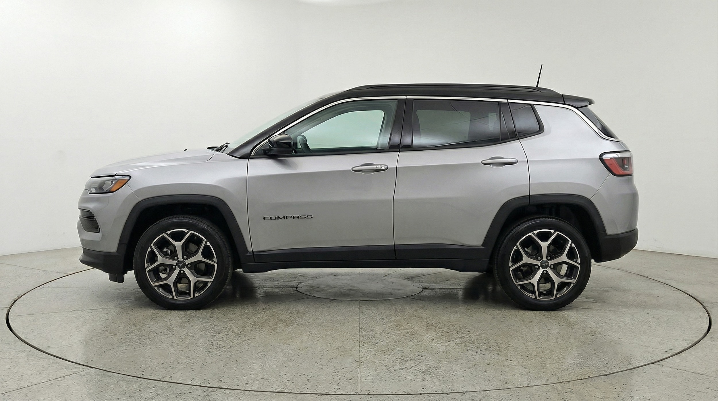 Thumbnail: 2025 Jeep Compass - 4