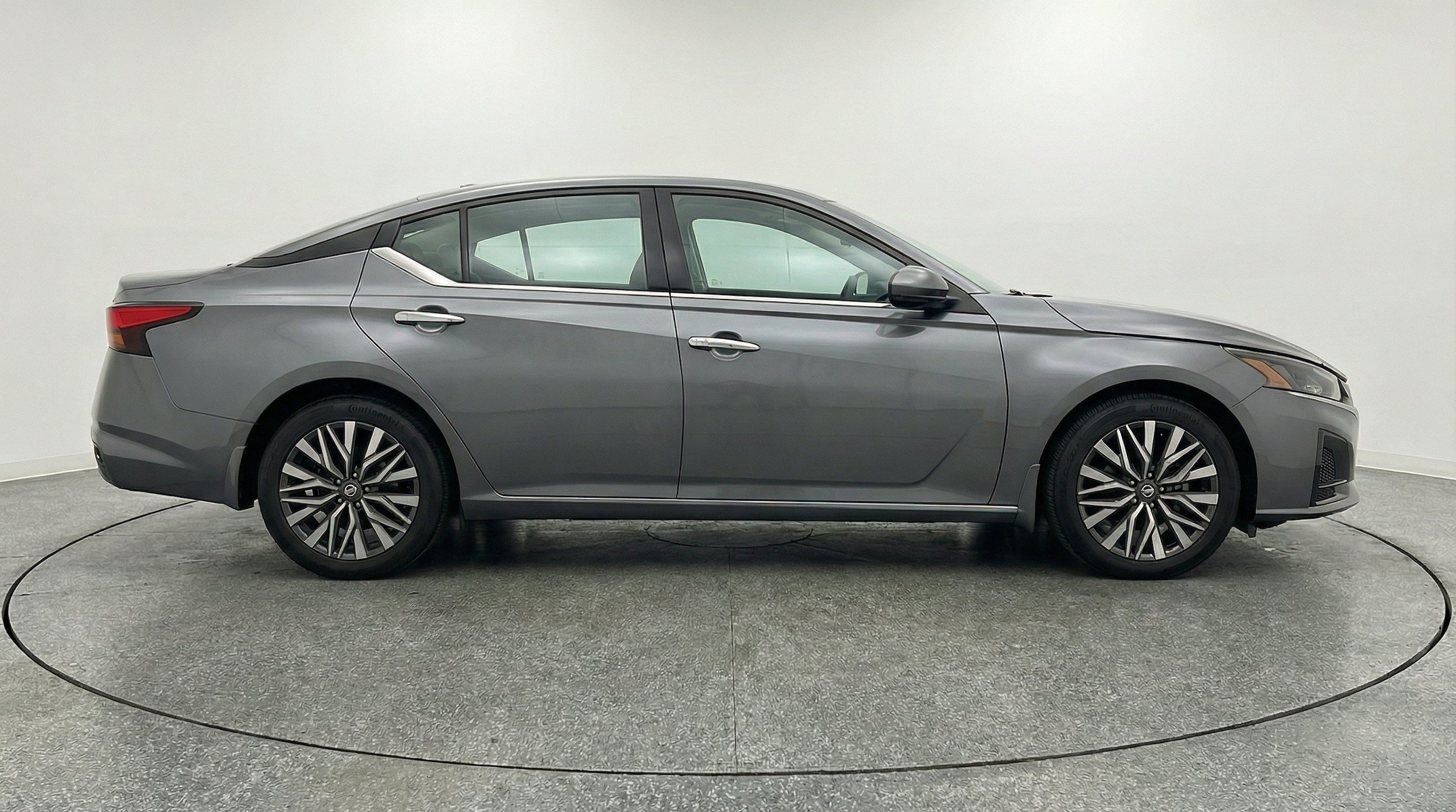 Thumbnail: 2025 Nissan Altima - 11