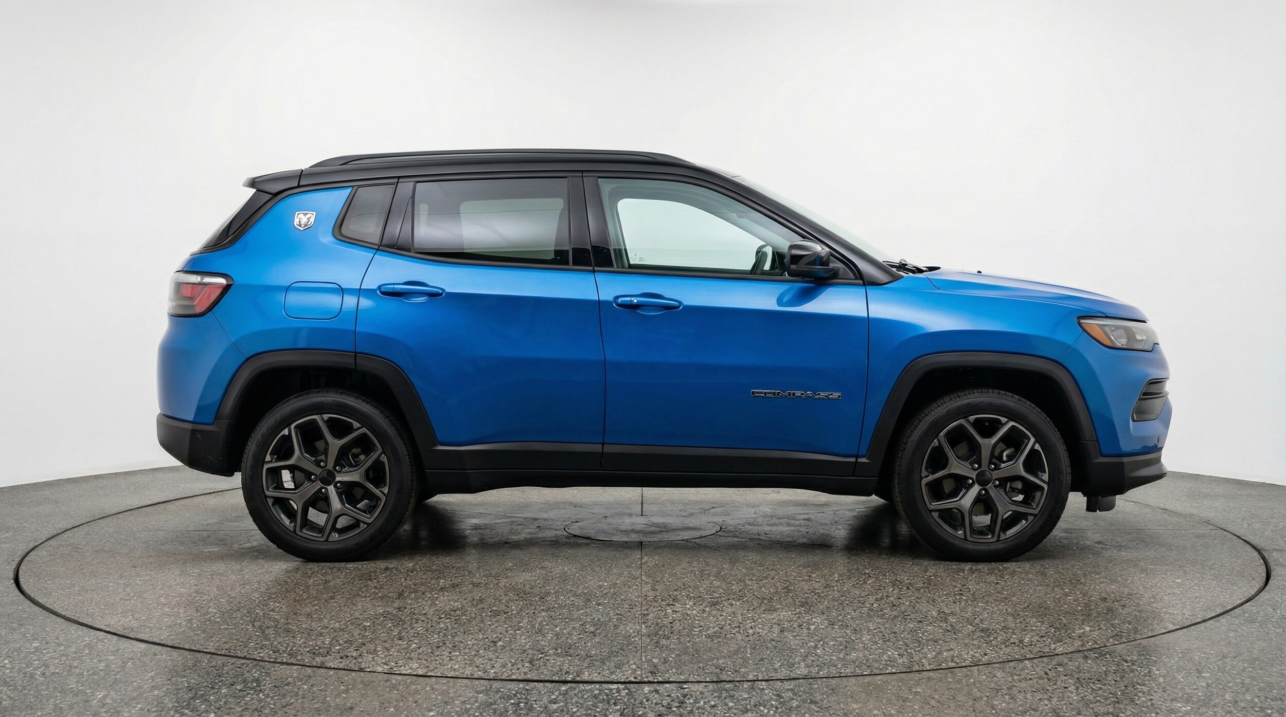 Thumbnail: 2025 Jeep Compass - 8