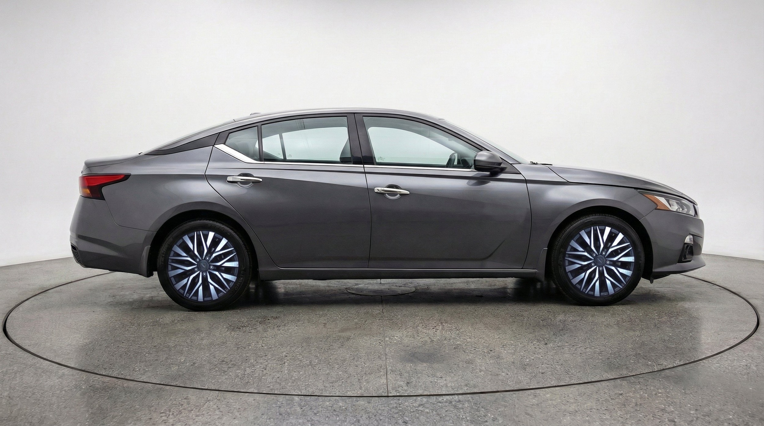 Thumbnail: 2025 Nissan Altima - 11