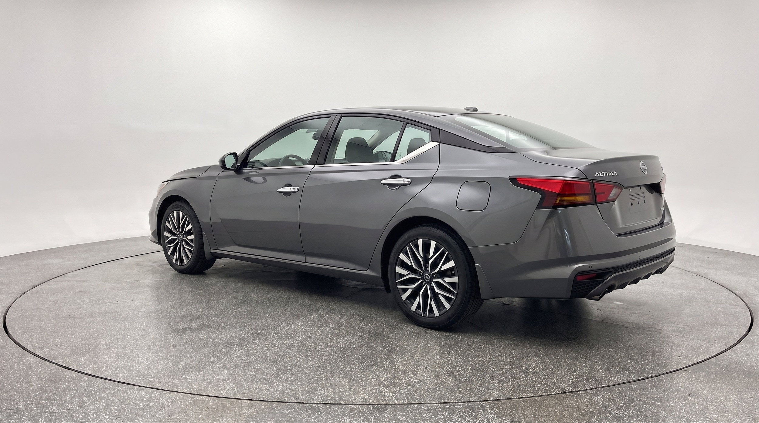 Thumbnail: 2025 Nissan Altima - 6