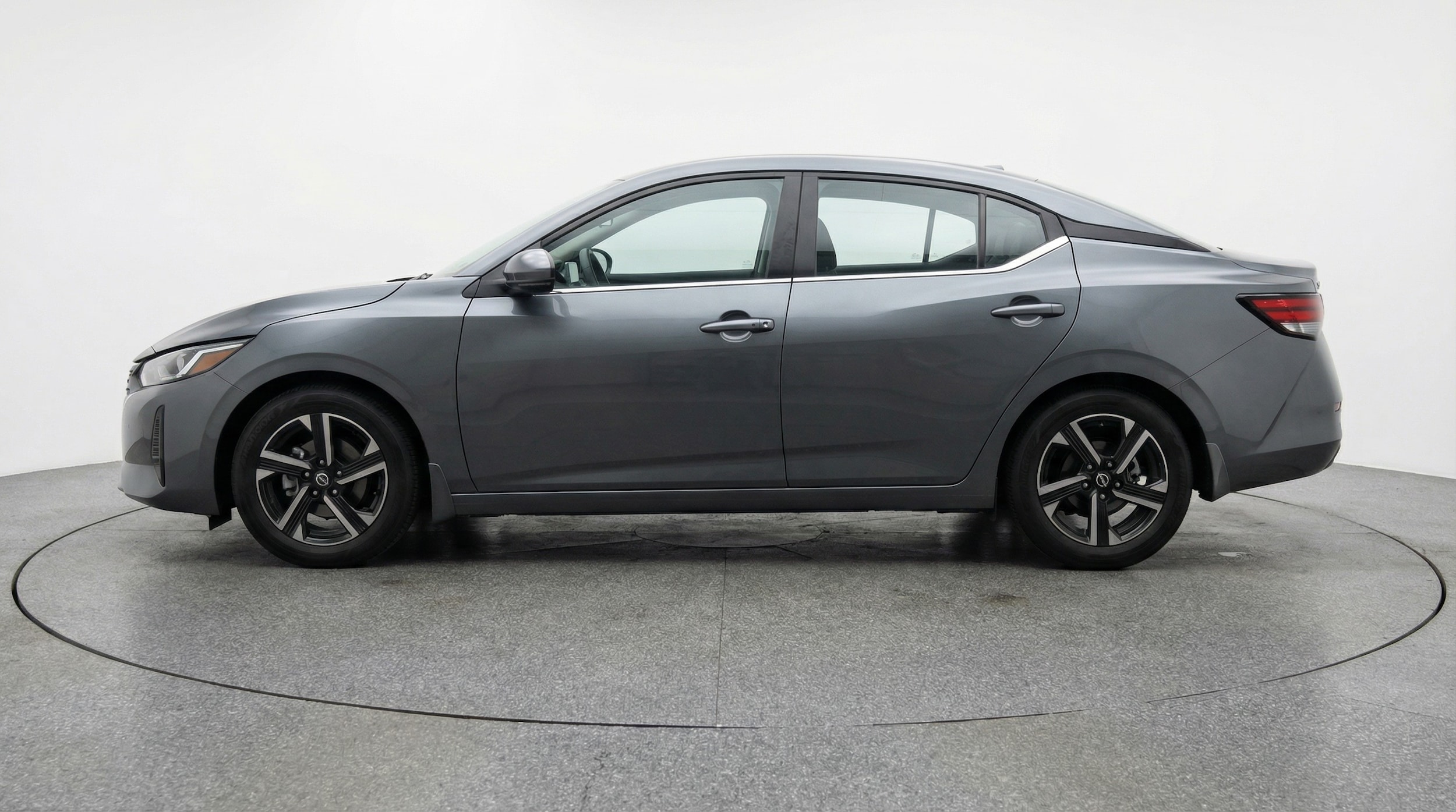 Thumbnail: 2025 Nissan Sentra - 4