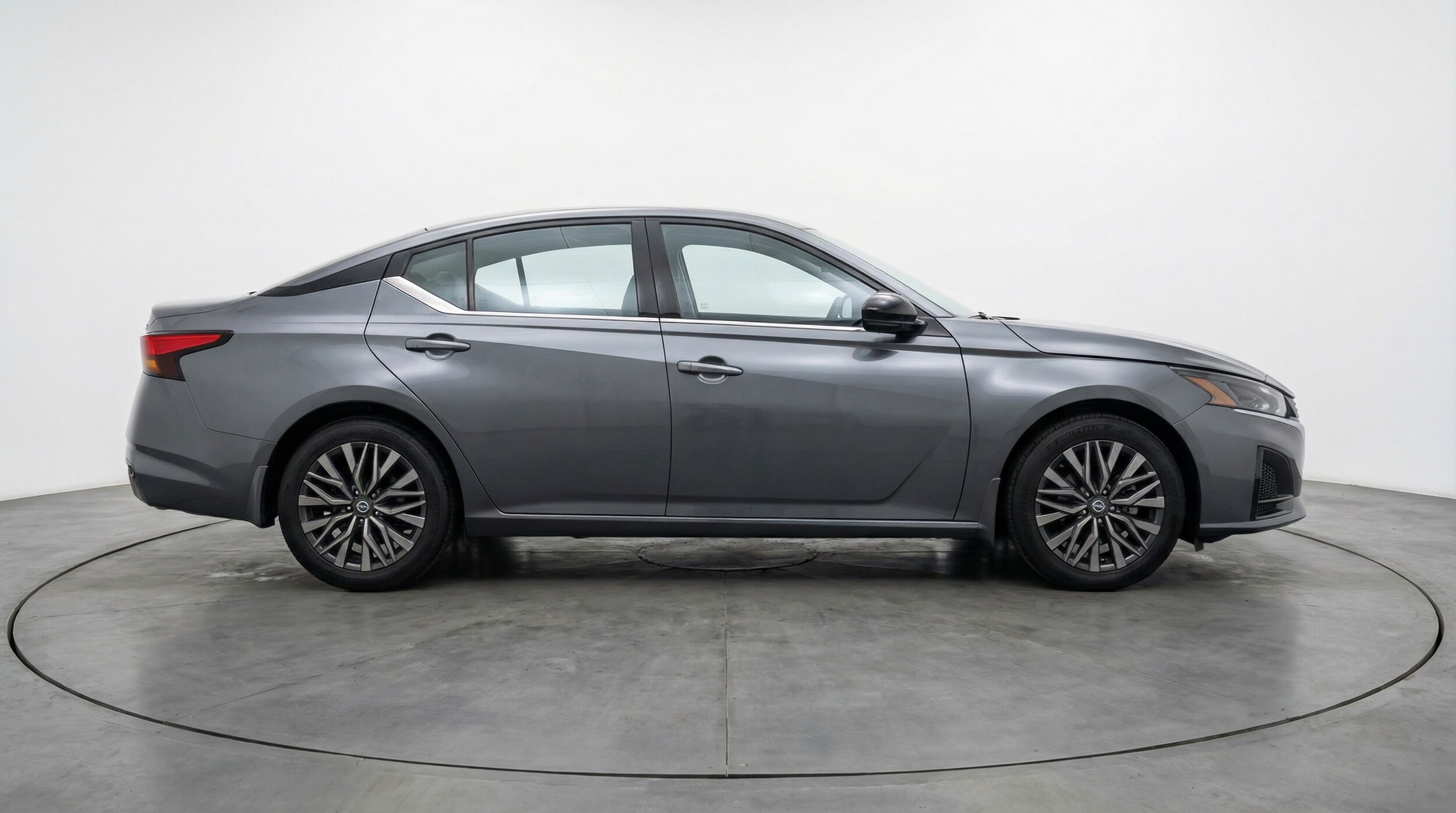 Thumbnail: 2025 Nissan Altima - 8