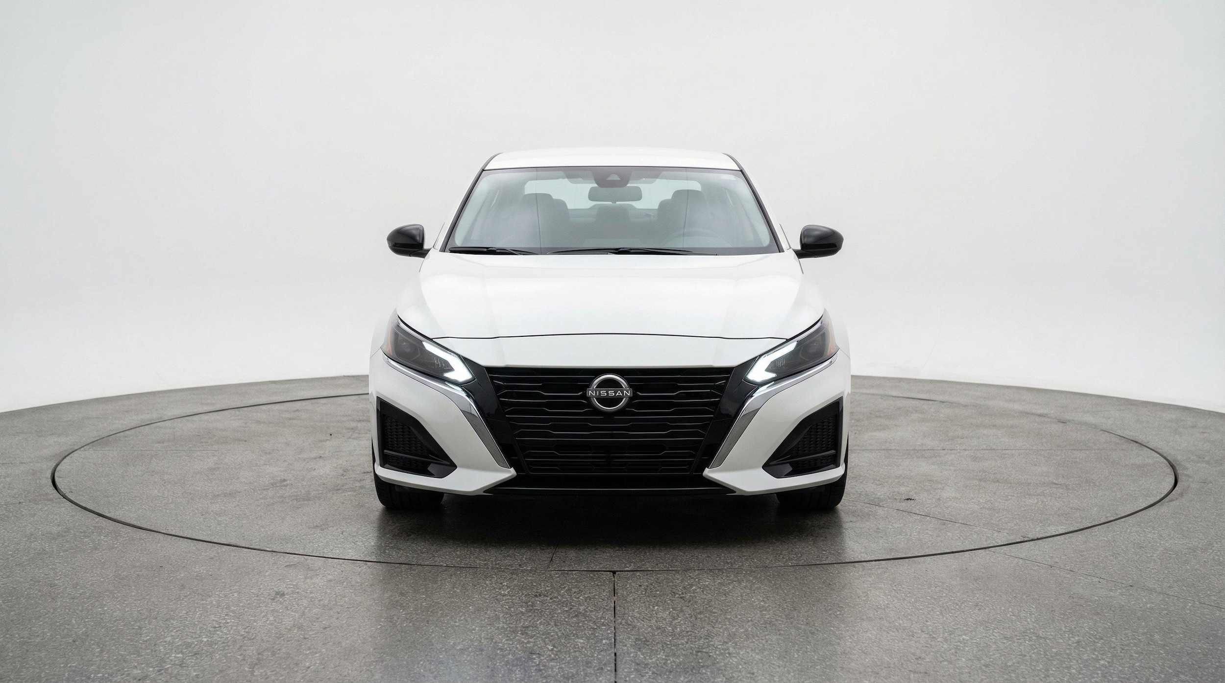 Thumbnail: 2025 Nissan Altima - 2