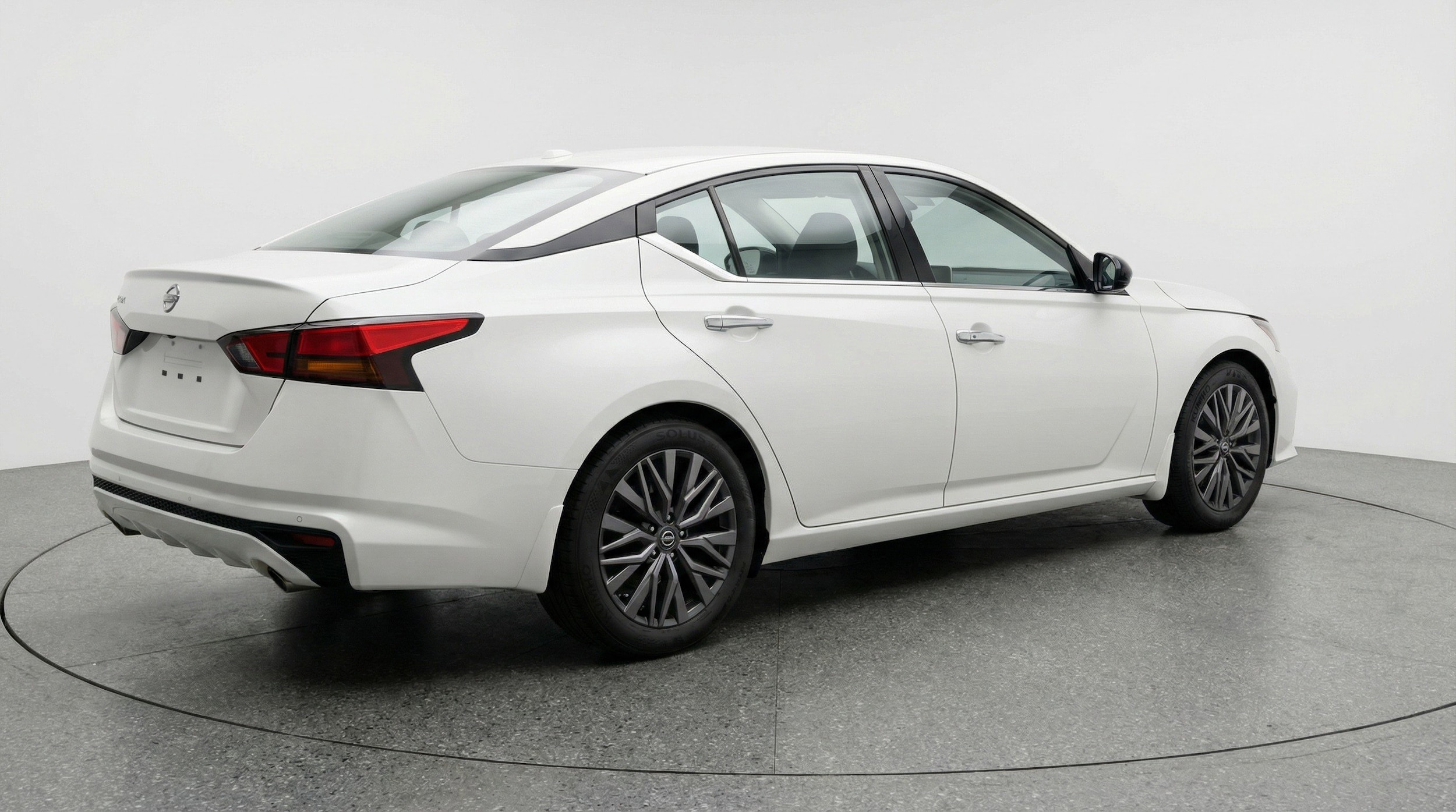 Thumbnail: 2025 Nissan Altima - 9