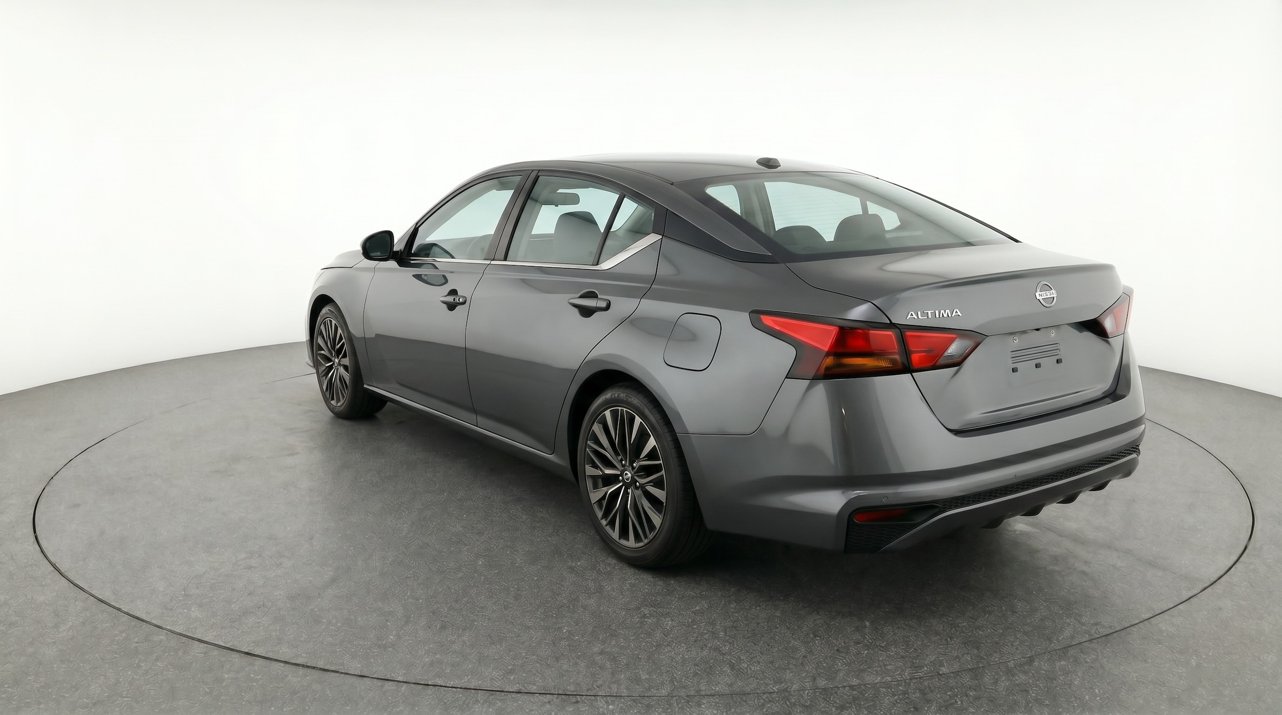 Thumbnail: 2025 Nissan Altima - 5