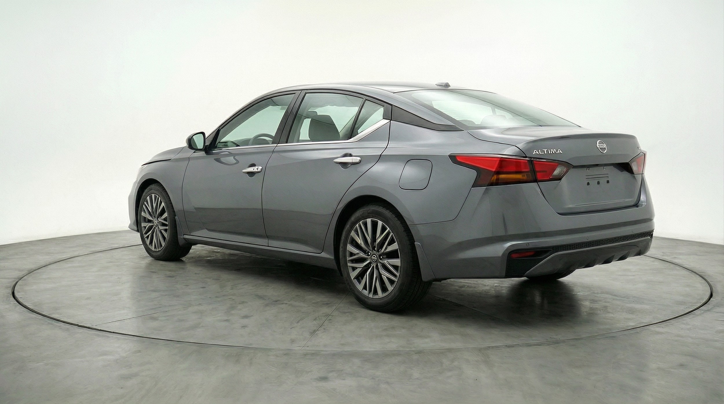 Thumbnail: 2025 Nissan Altima - 5