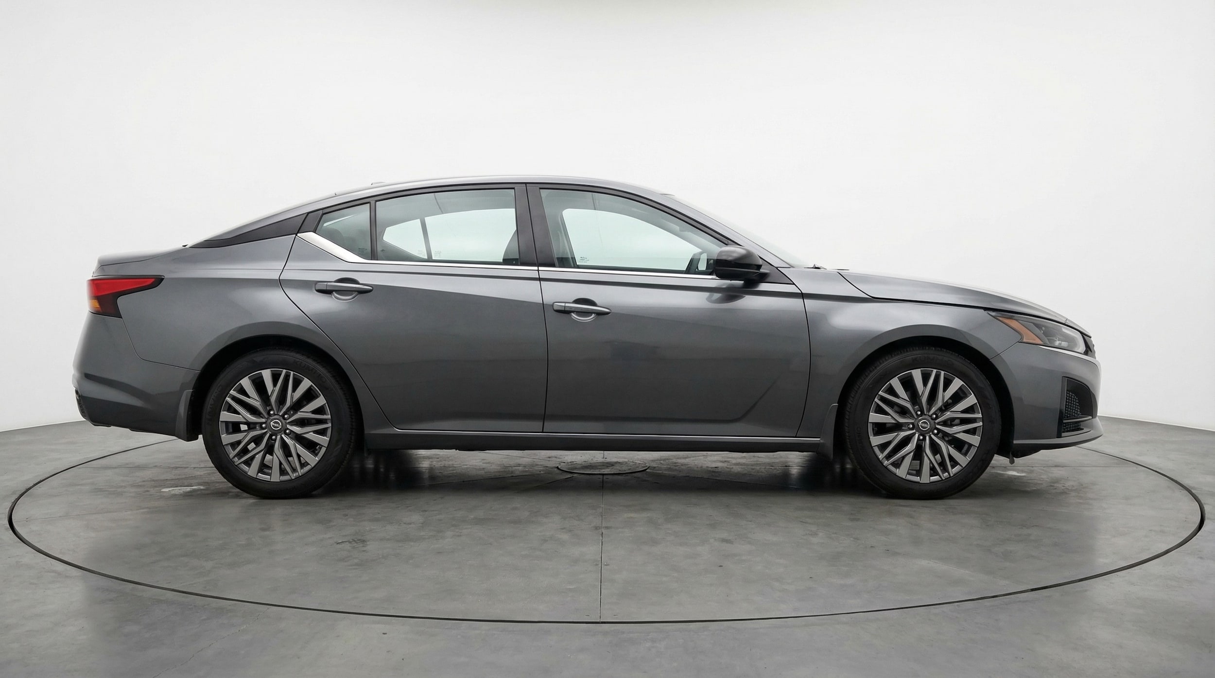 Thumbnail: 2025 Nissan Altima - 8
