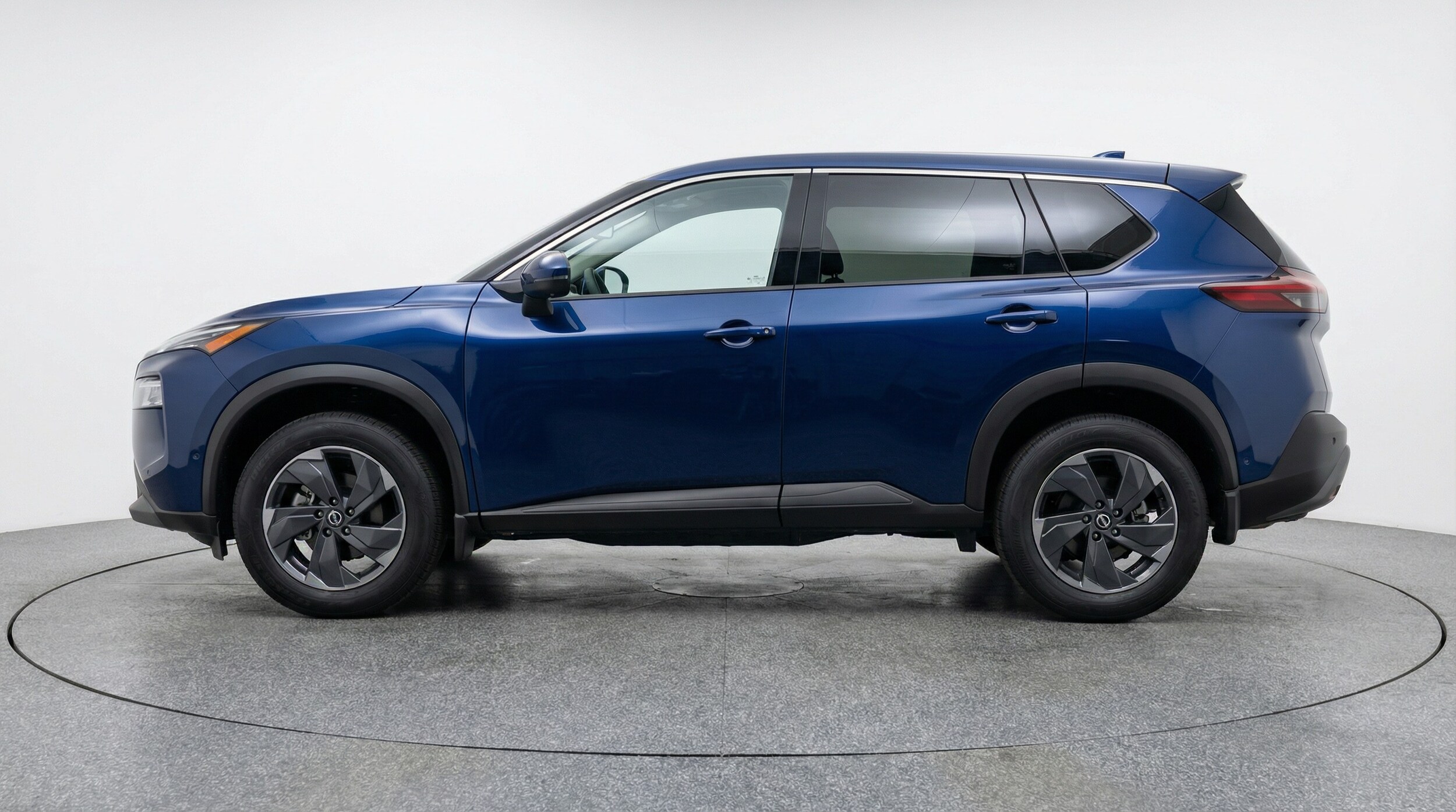 Thumbnail: 2025 Nissan Rogue - 4