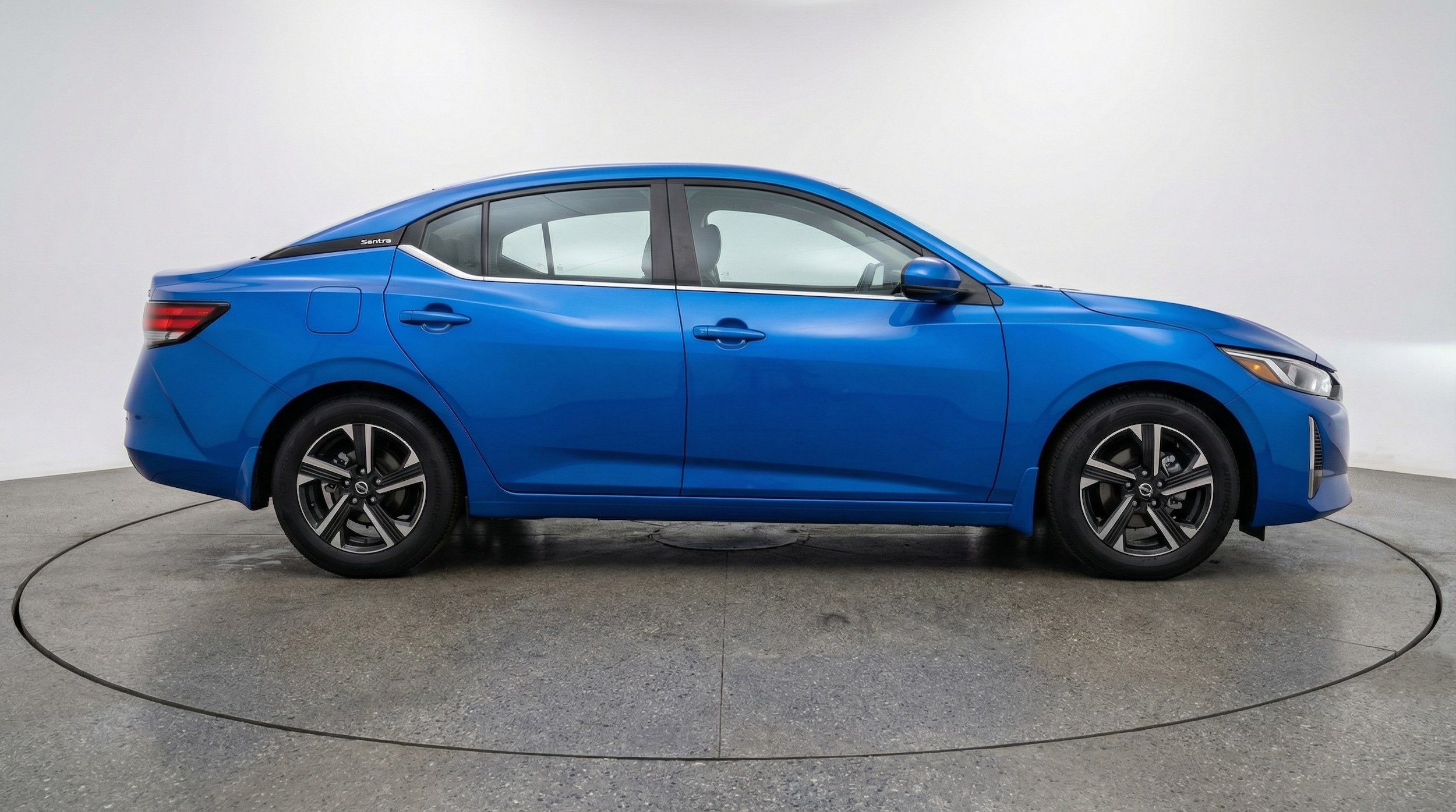 Thumbnail: 2025 Nissan Sentra - 8