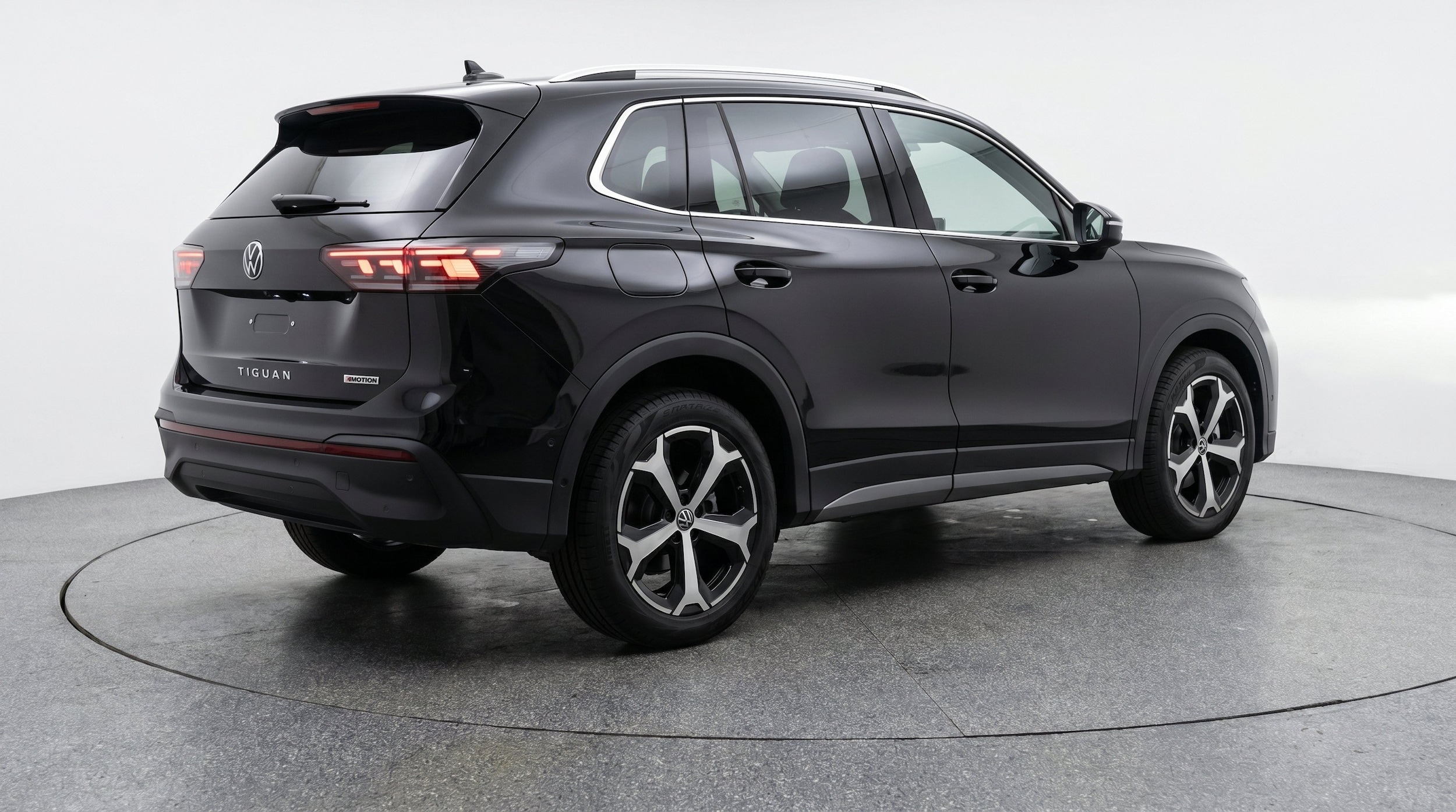 Thumbnail: 2026 Volkswagen Tiguan - 9