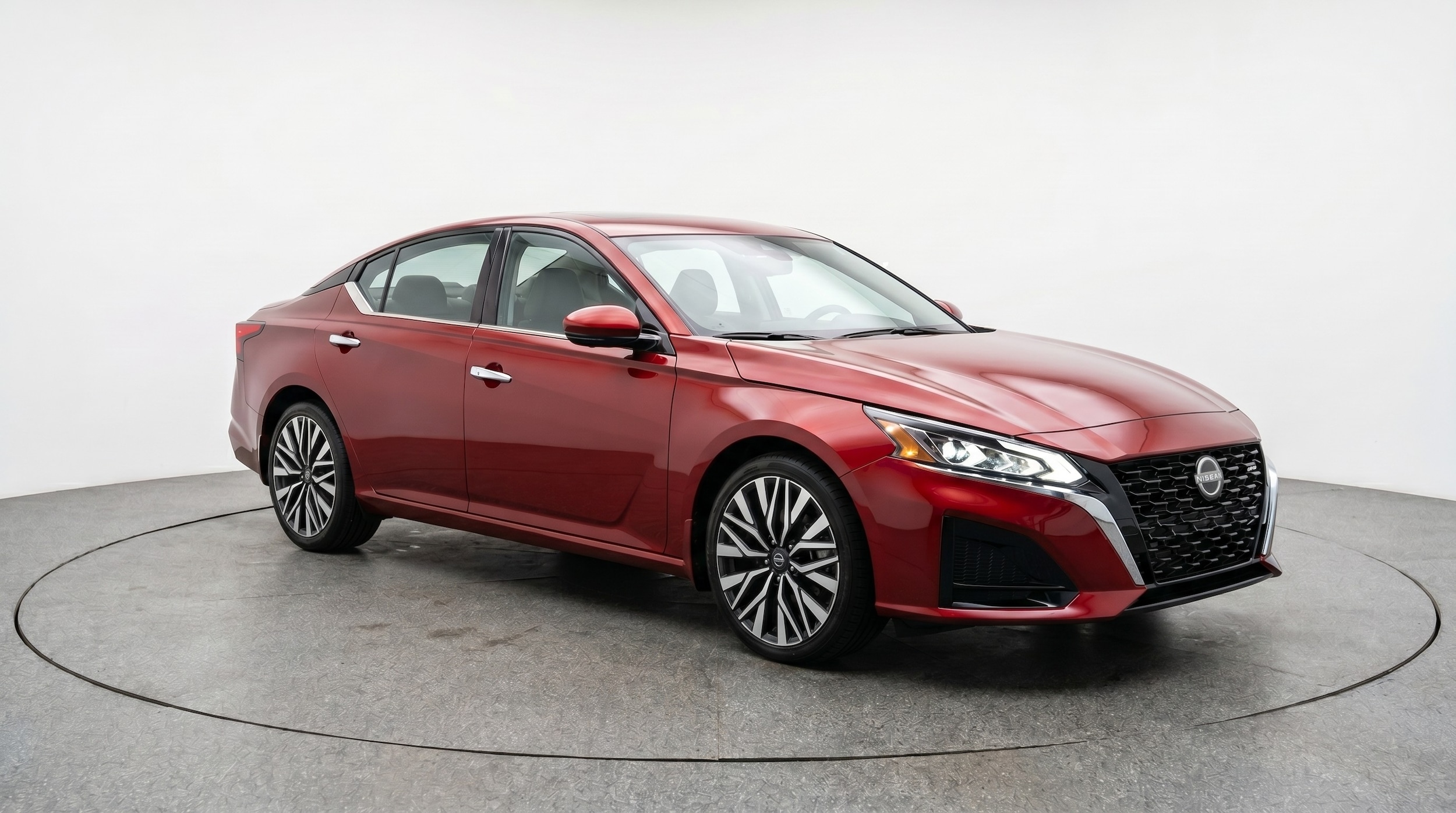 Thumbnail: 2025 Nissan Altima - 1