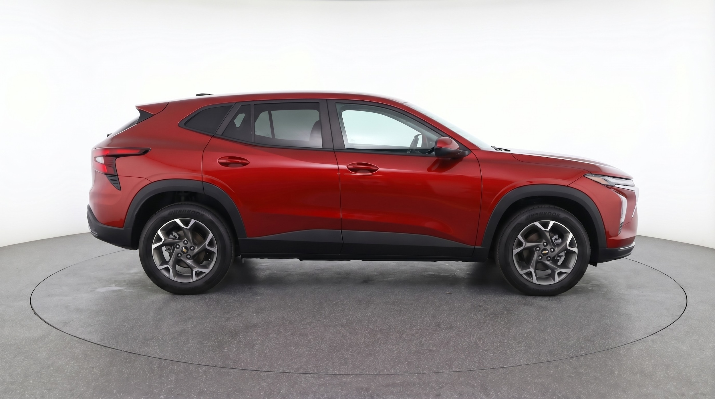 Thumbnail: 2025 Chevrolet Trax - 8