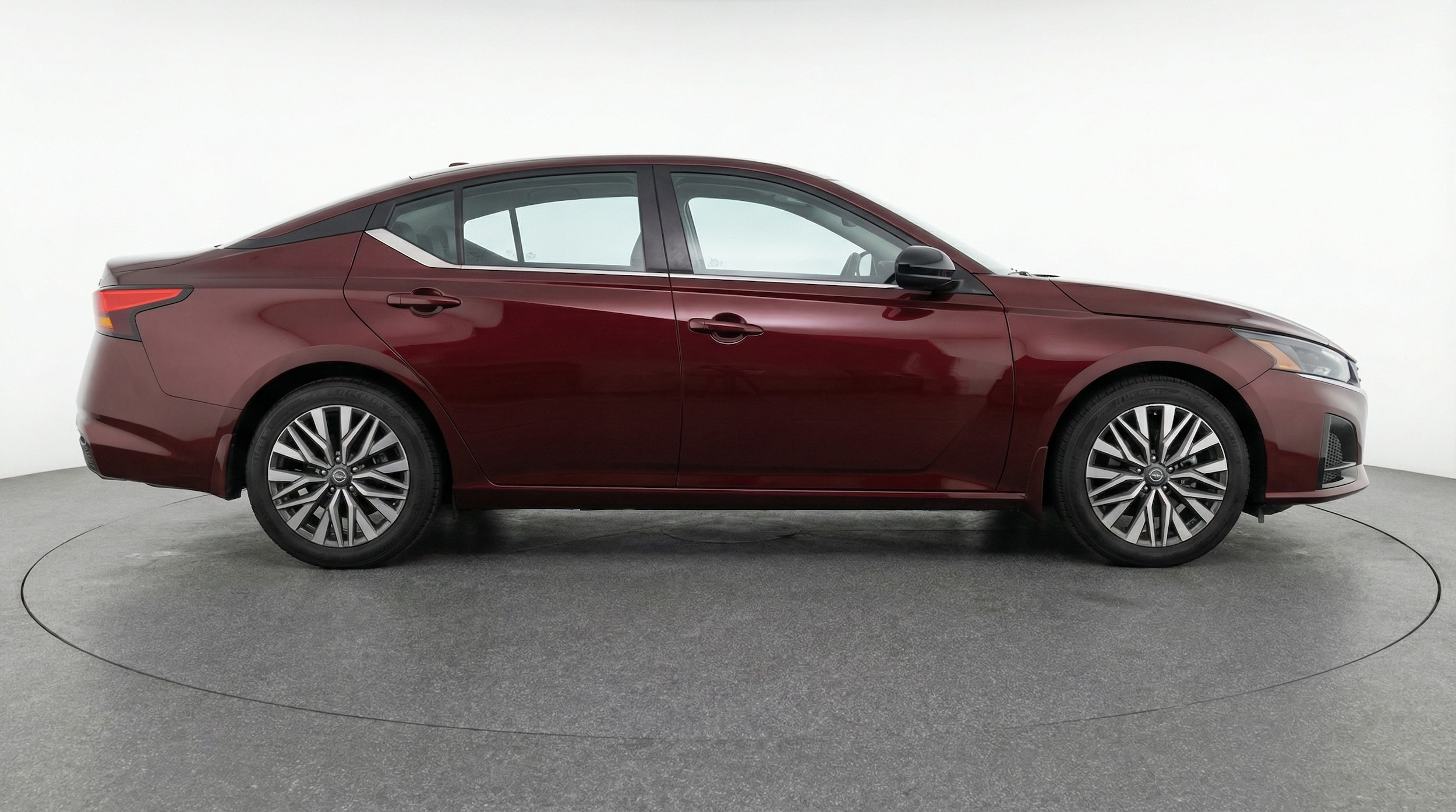 Thumbnail: 2025 Nissan Altima - 8
