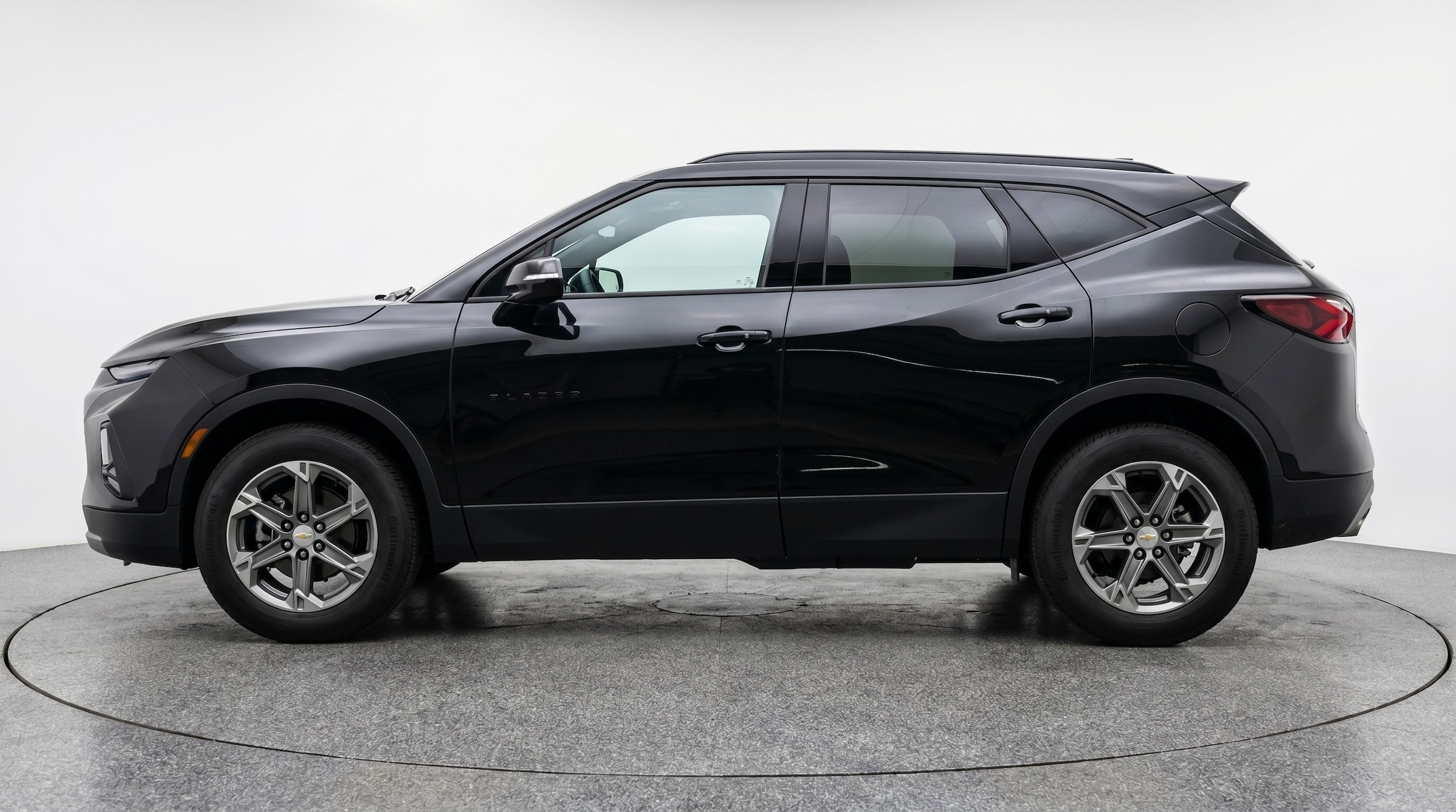 Thumbnail: 2025 Chevrolet Blazer - 4