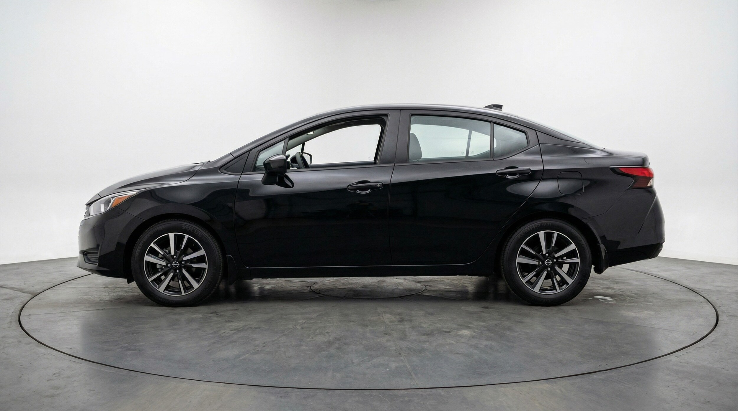 Thumbnail: 2025 Nissan Versa - 4
