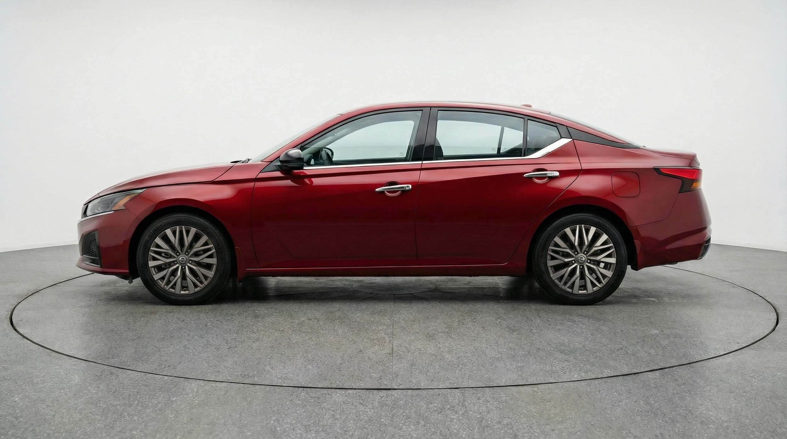 Thumbnail: 2025 Nissan Altima - 4