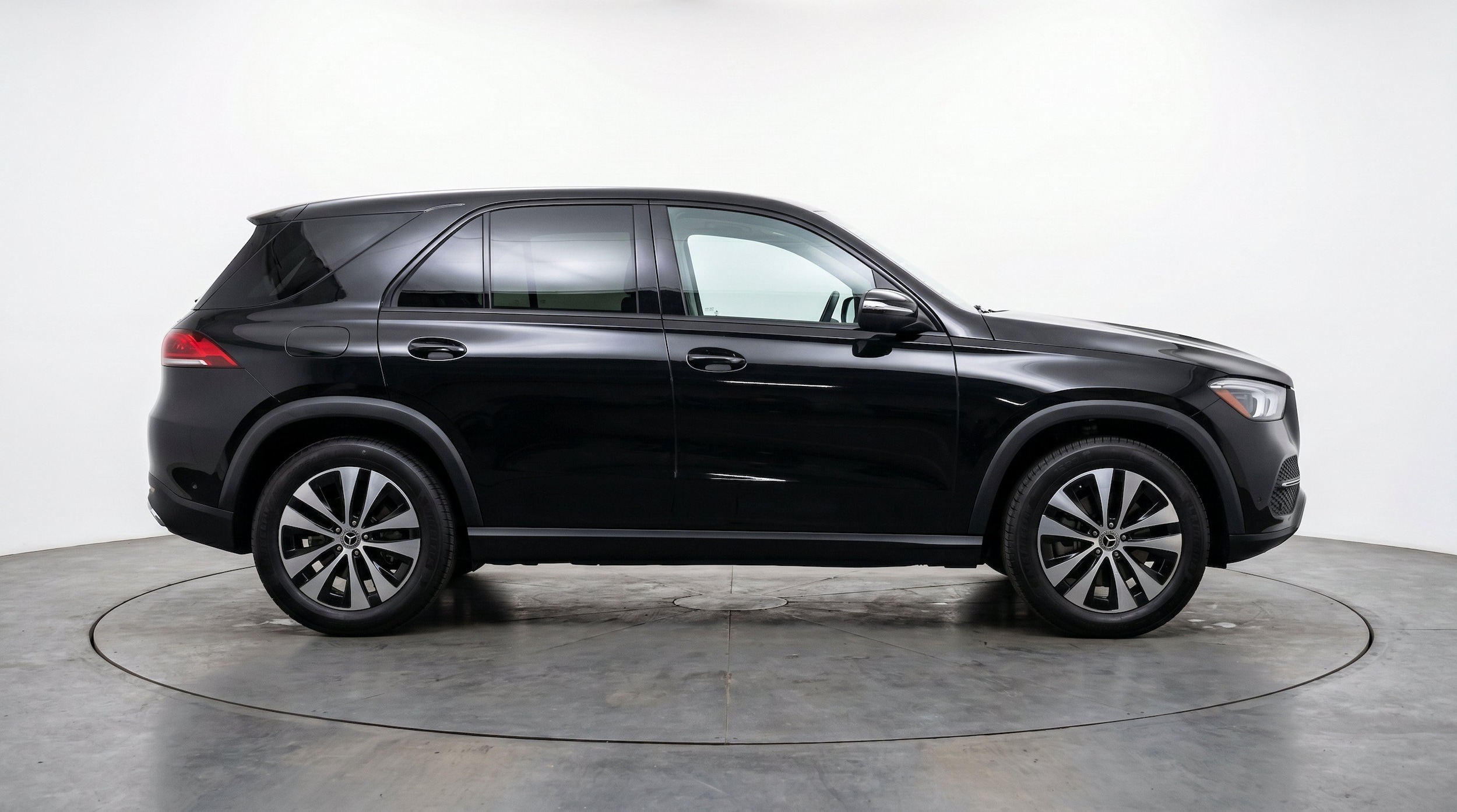 Thumbnail: 2026 Mercedes-Benz GLE - 11