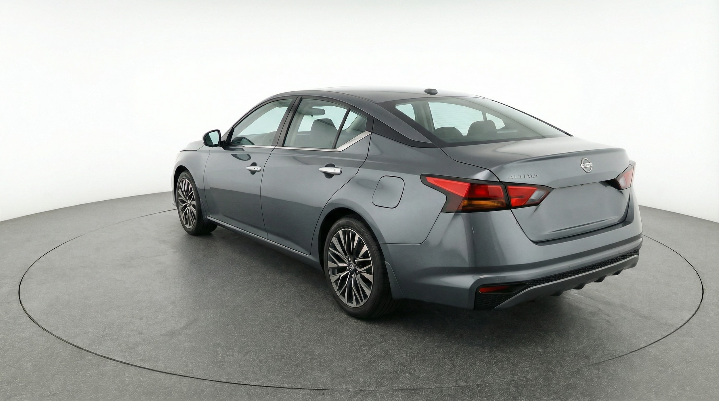 Thumbnail: 2025 Nissan Altima - 5