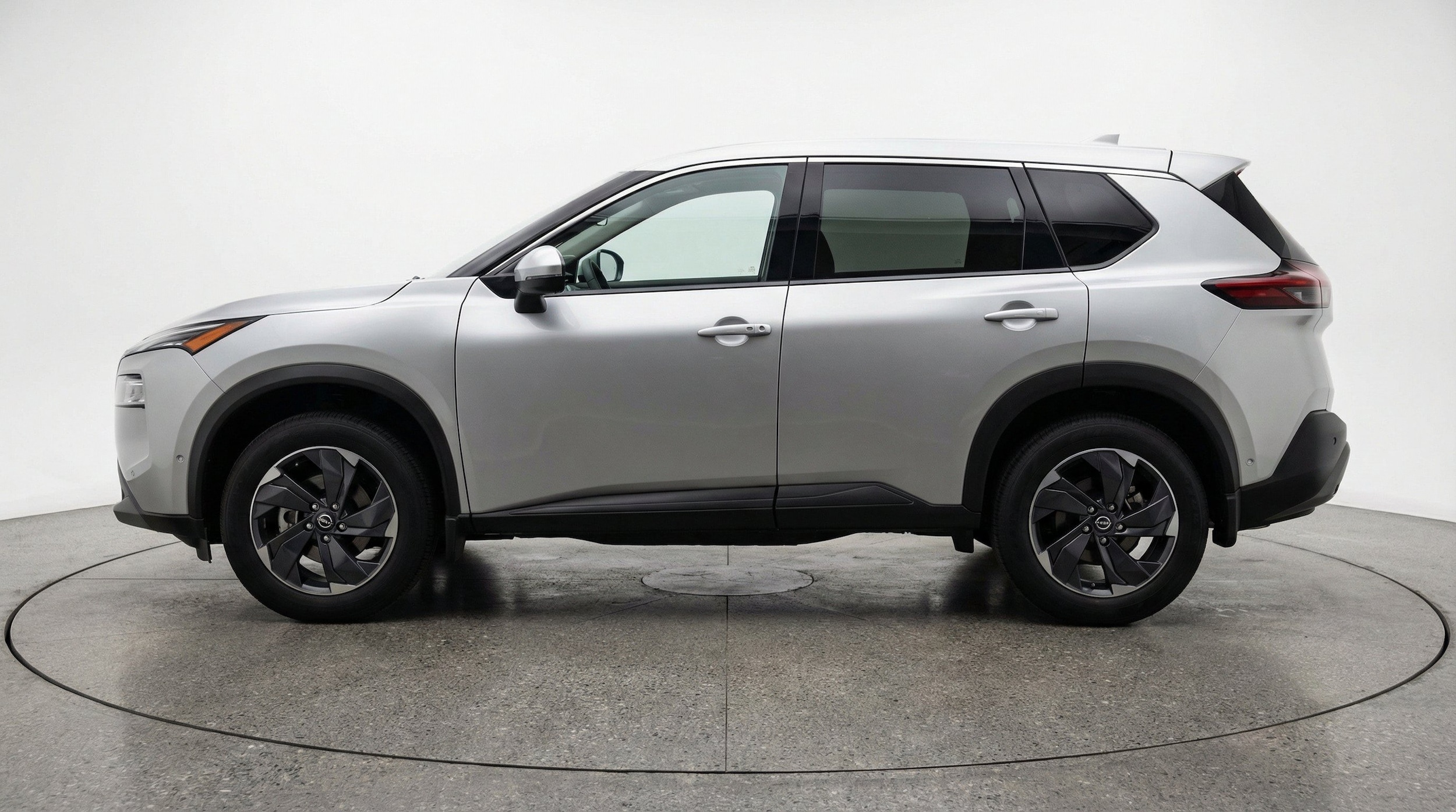 Thumbnail: 2025 Nissan Rogue - 5