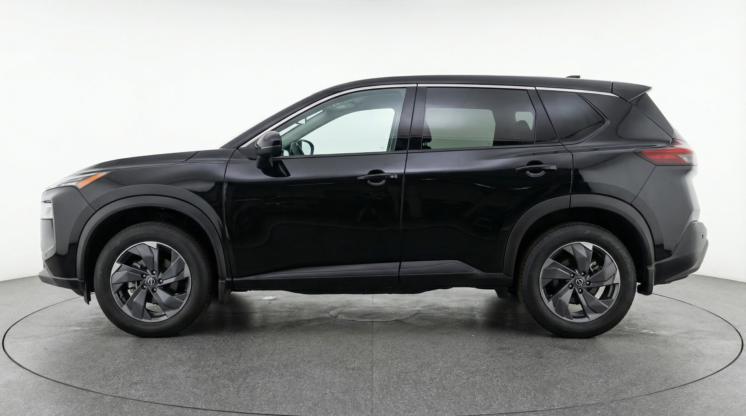 Thumbnail: 2025 Nissan Rogue - 4