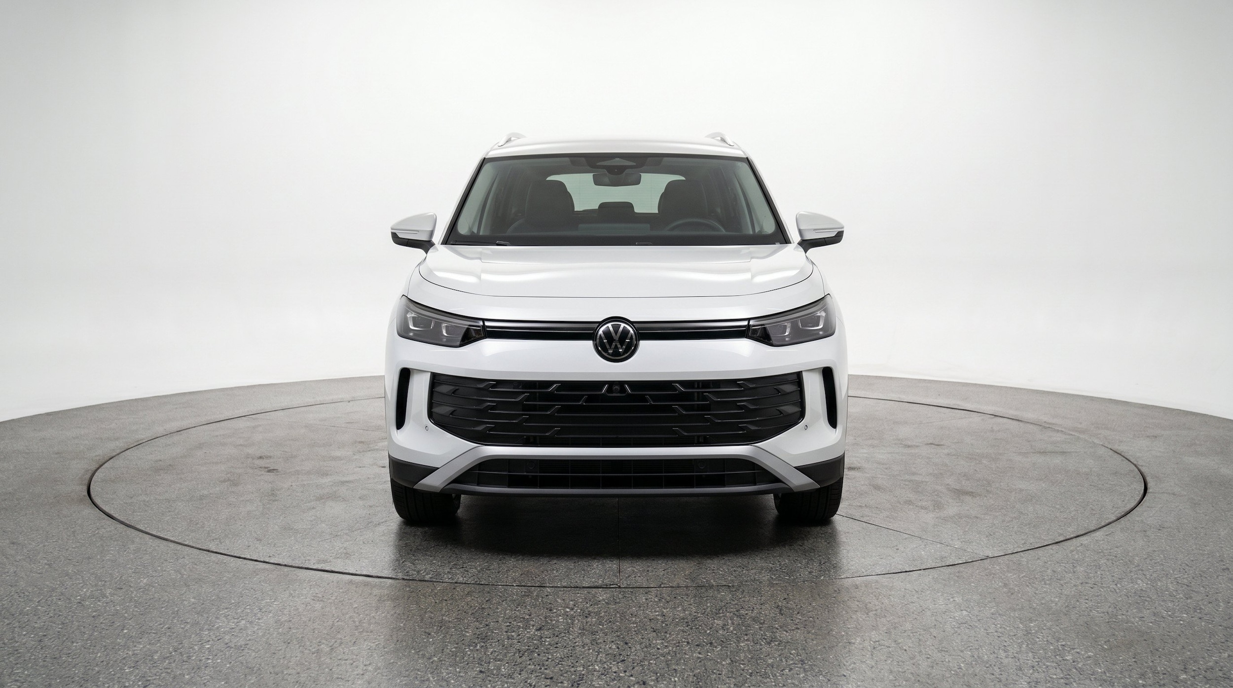 Thumbnail: 2026 Volkswagen Tiguan - 2