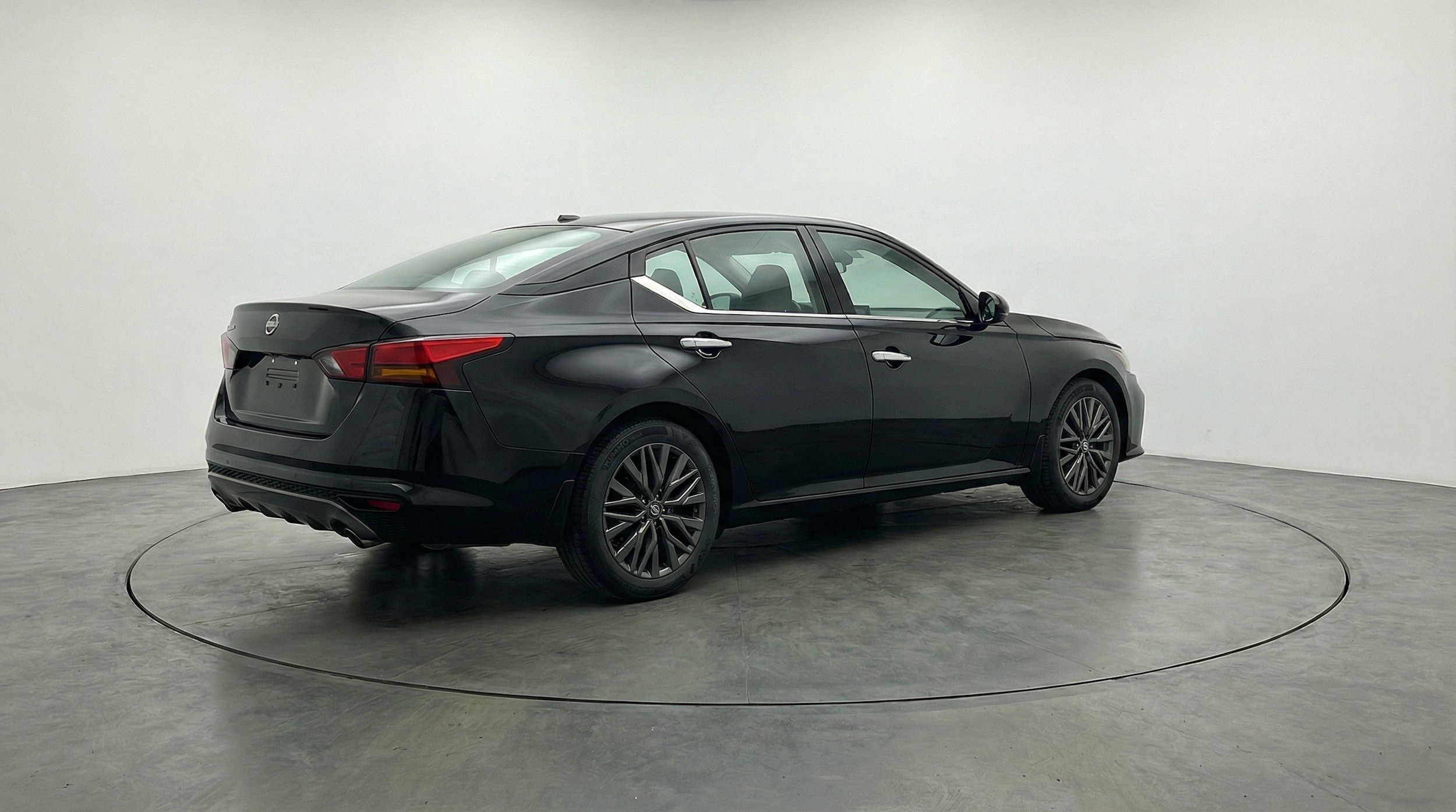 Thumbnail: 2025 Nissan Altima - 9