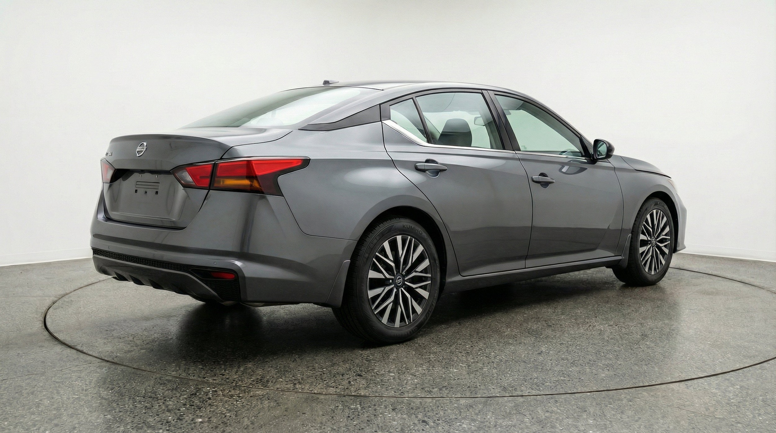 Thumbnail: 2025 Nissan Altima - 9