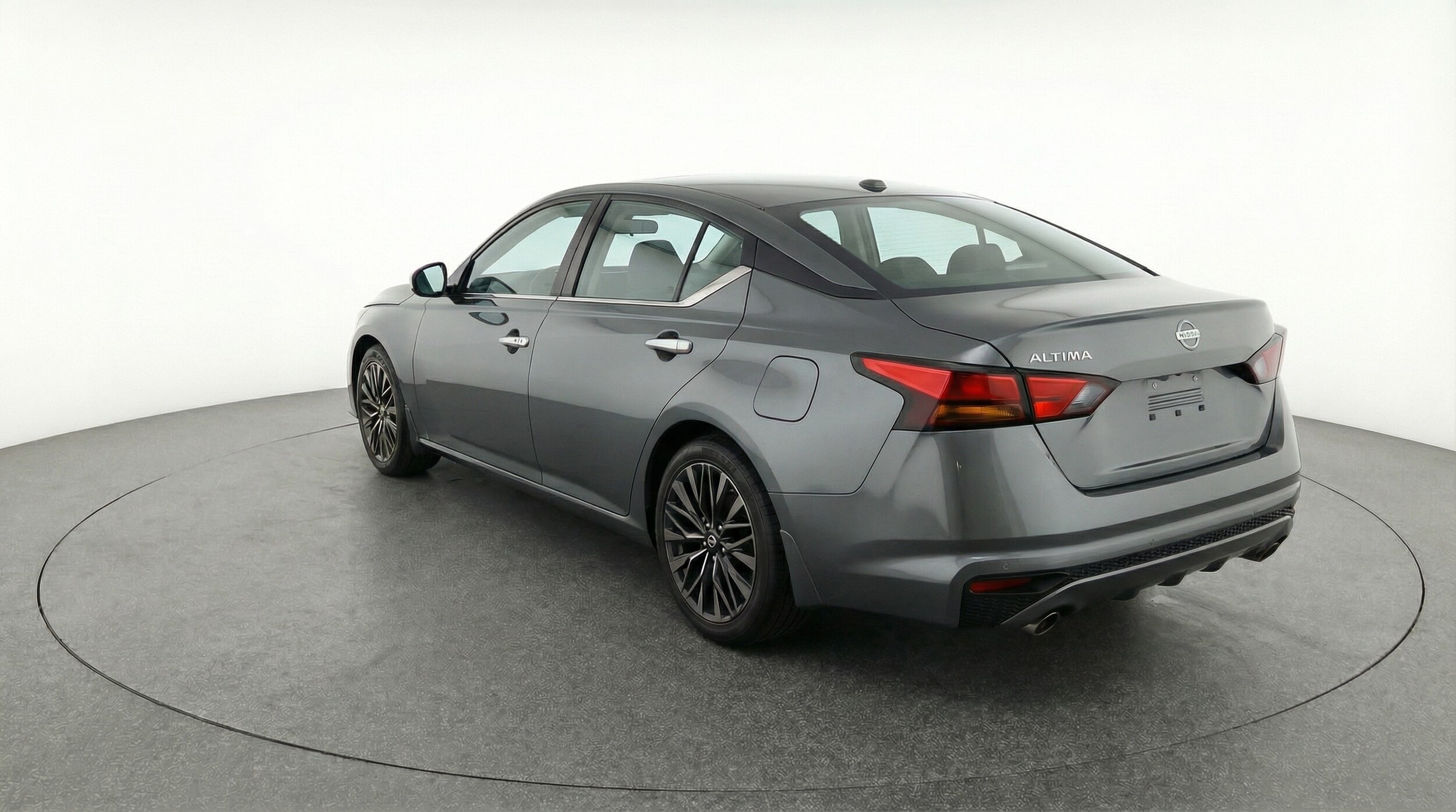 Thumbnail: 2025 Nissan Altima - 5