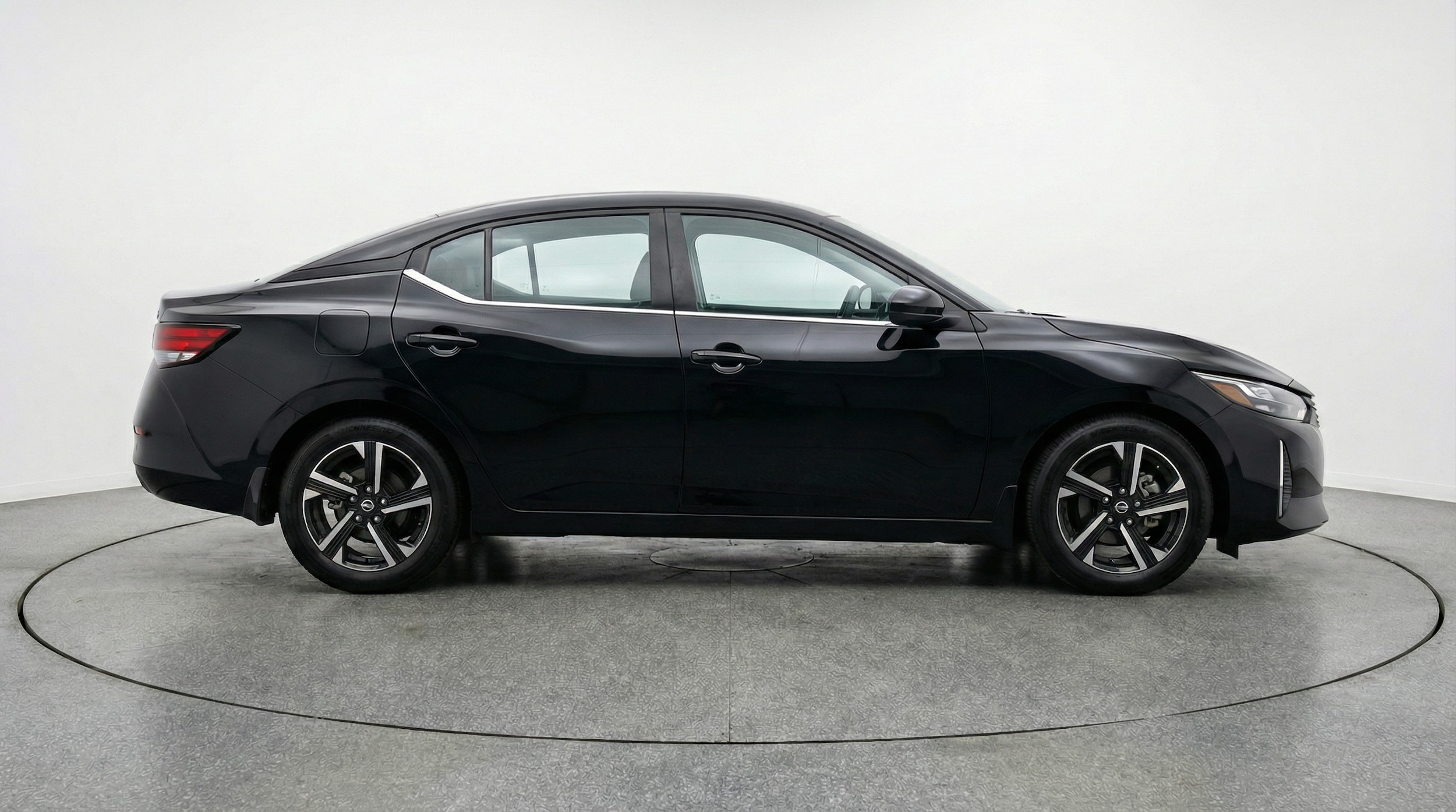 Thumbnail: 2025 Nissan Sentra - 8