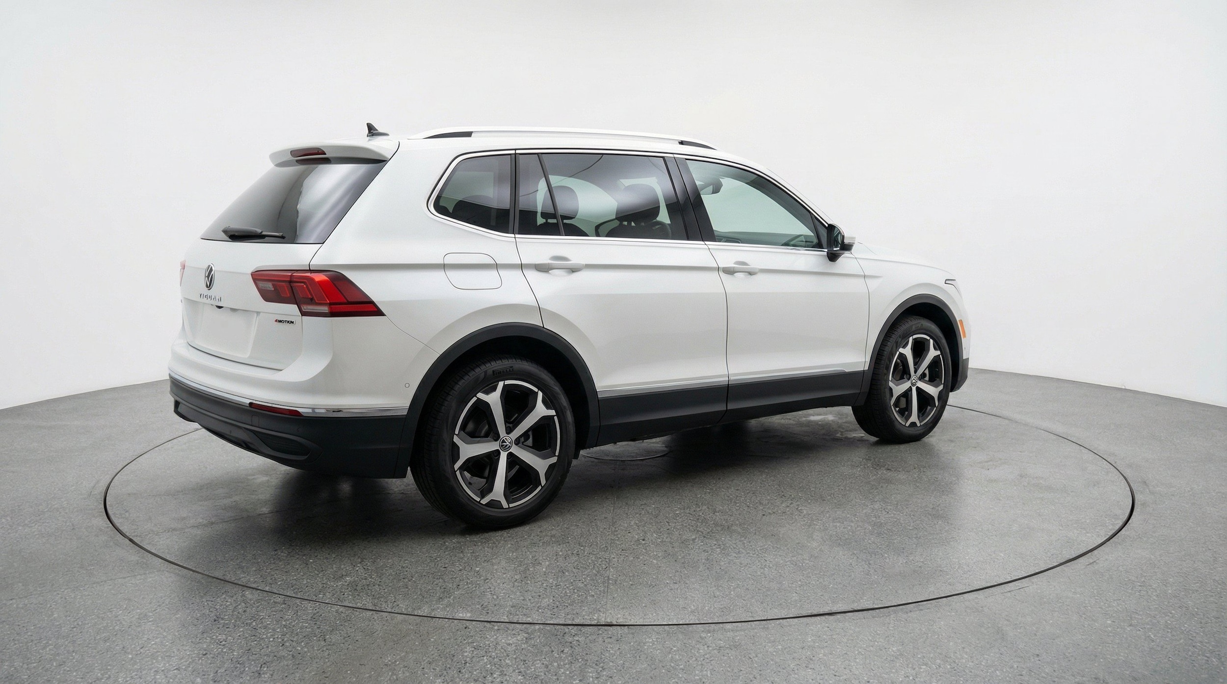 Thumbnail: 2026 Volkswagen Tiguan - 9
