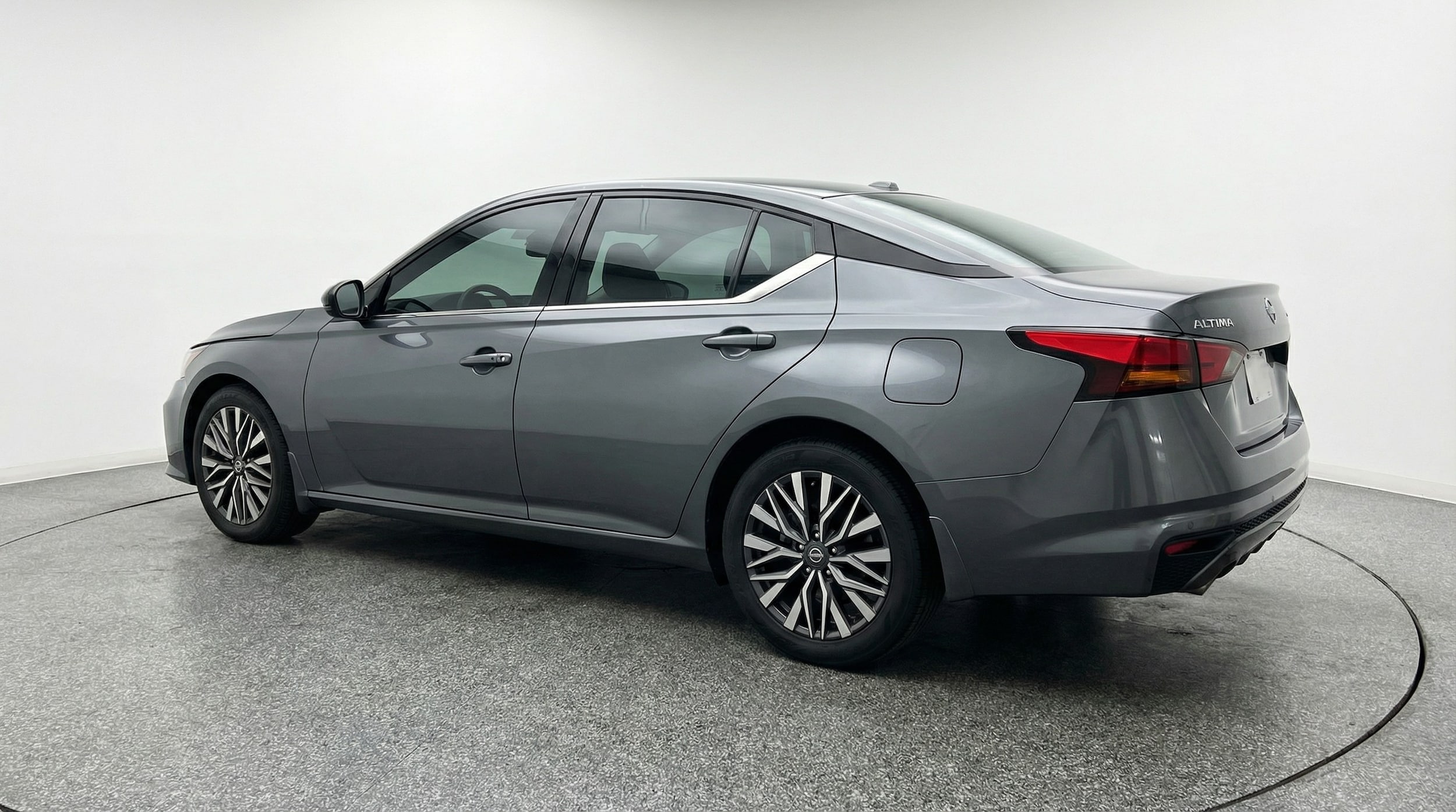 Thumbnail: 2025 Nissan Altima - 5