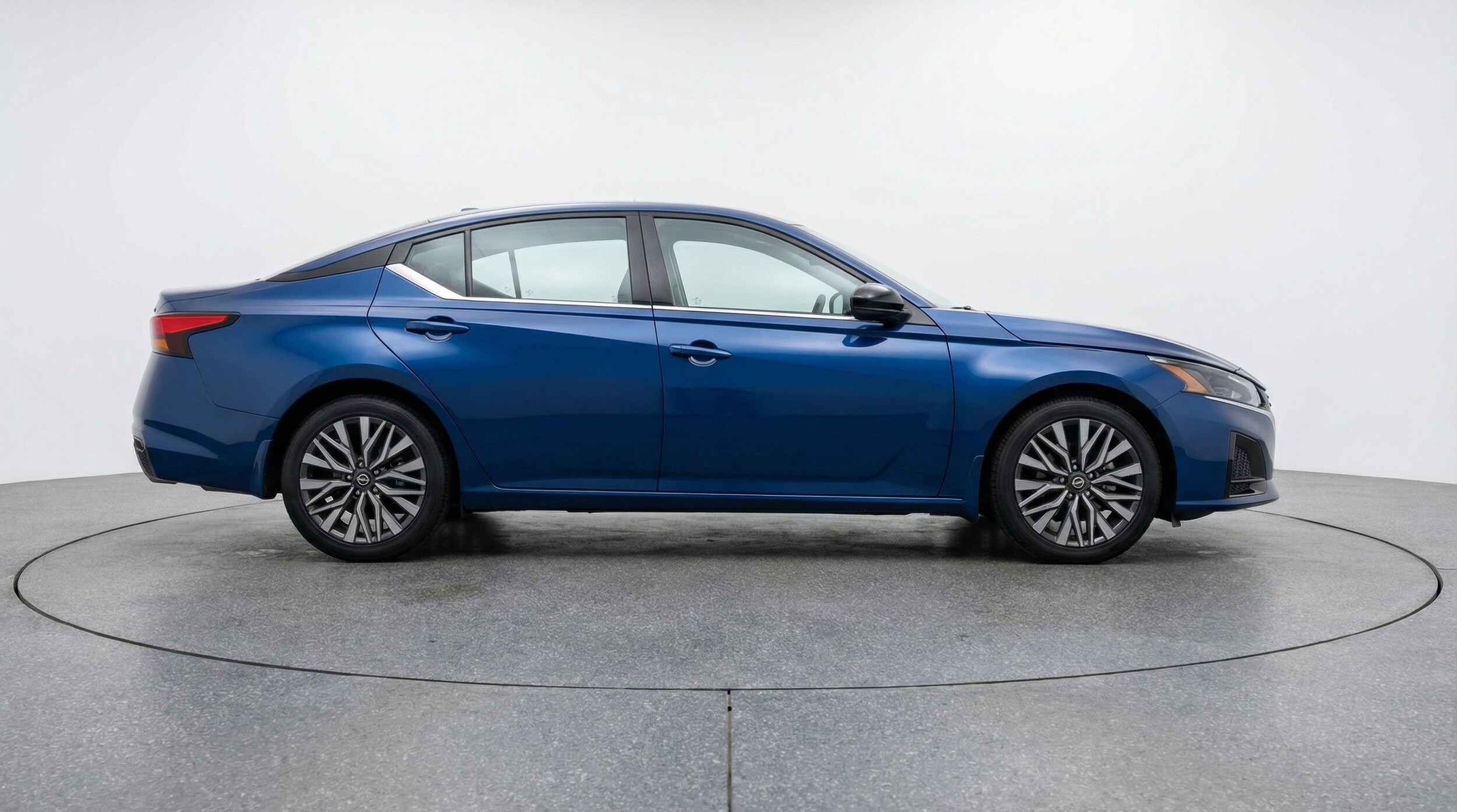 Thumbnail: 2025 Nissan Altima - 8