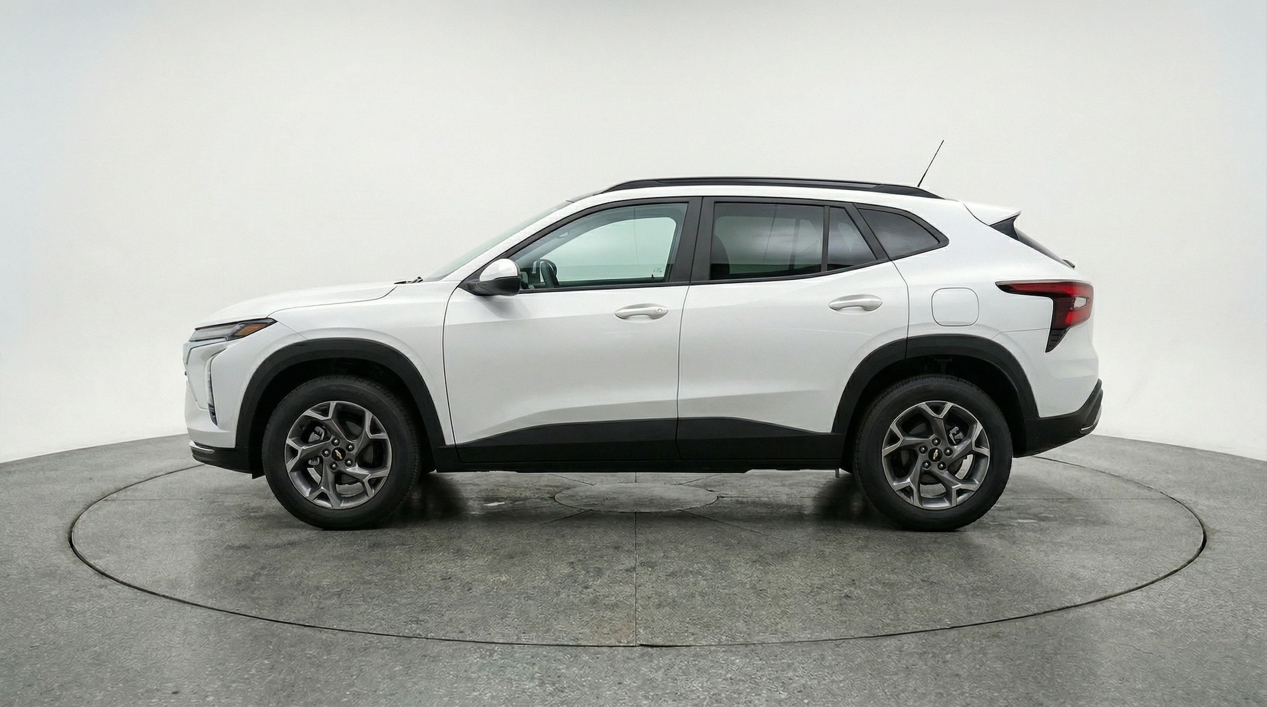 Thumbnail: 2025 Chevrolet Trax - 4