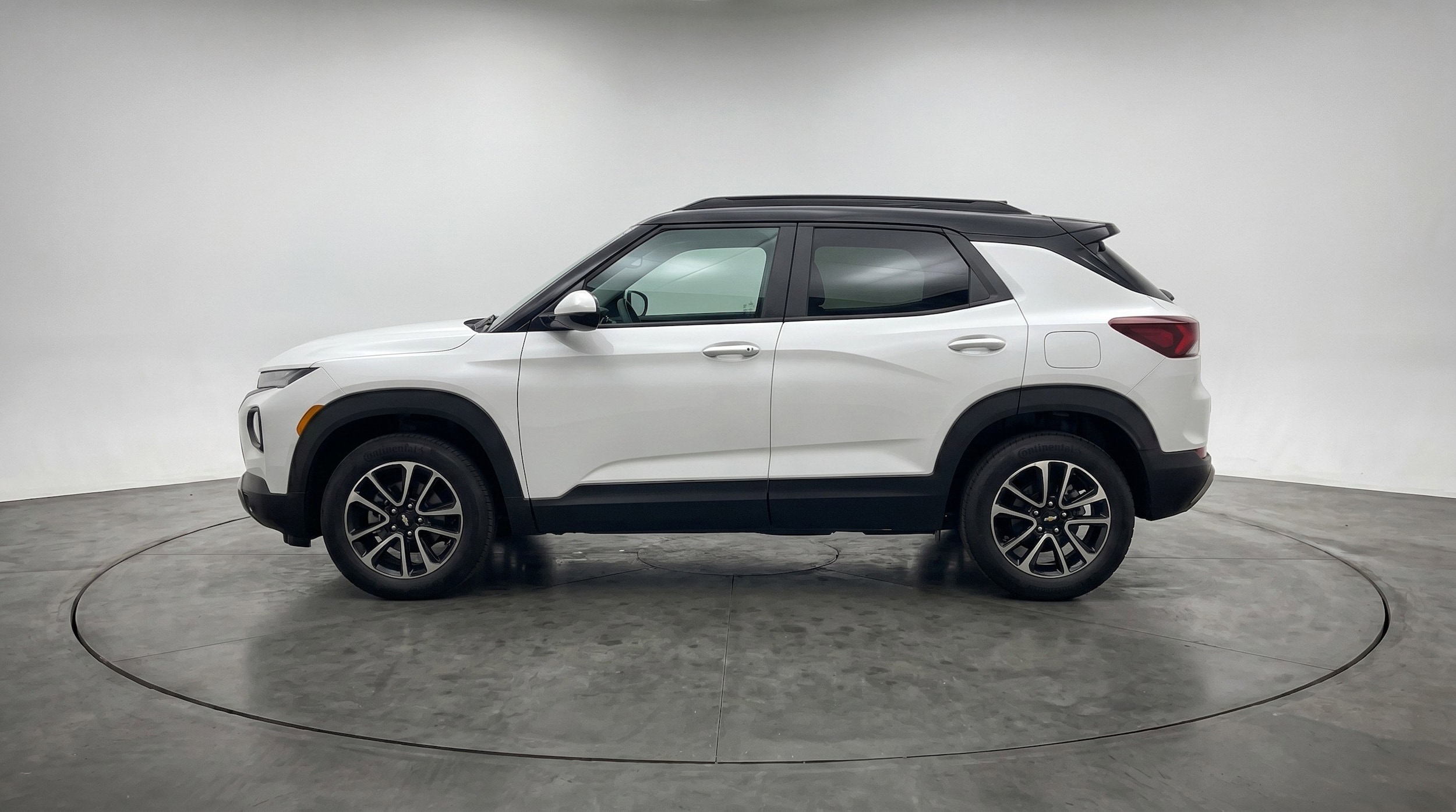 Thumbnail: 2025 Chevrolet TrailBlazer - 5