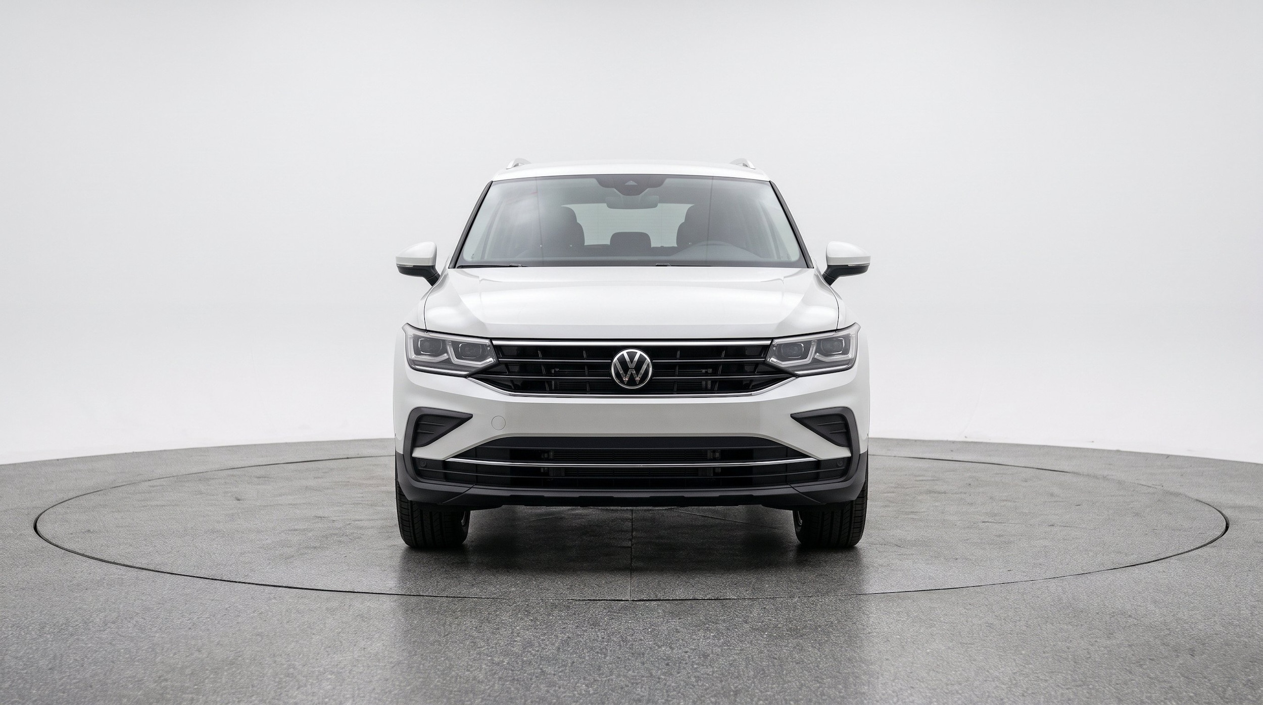 Thumbnail: 2026 Volkswagen Tiguan - 2