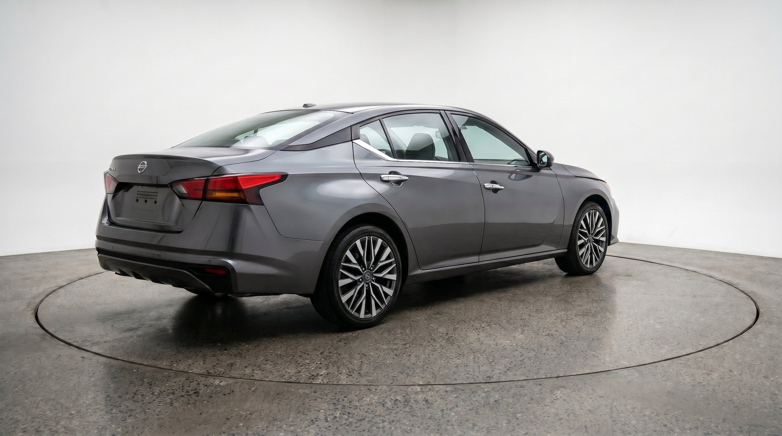 Thumbnail: 2025 Nissan Altima - 9