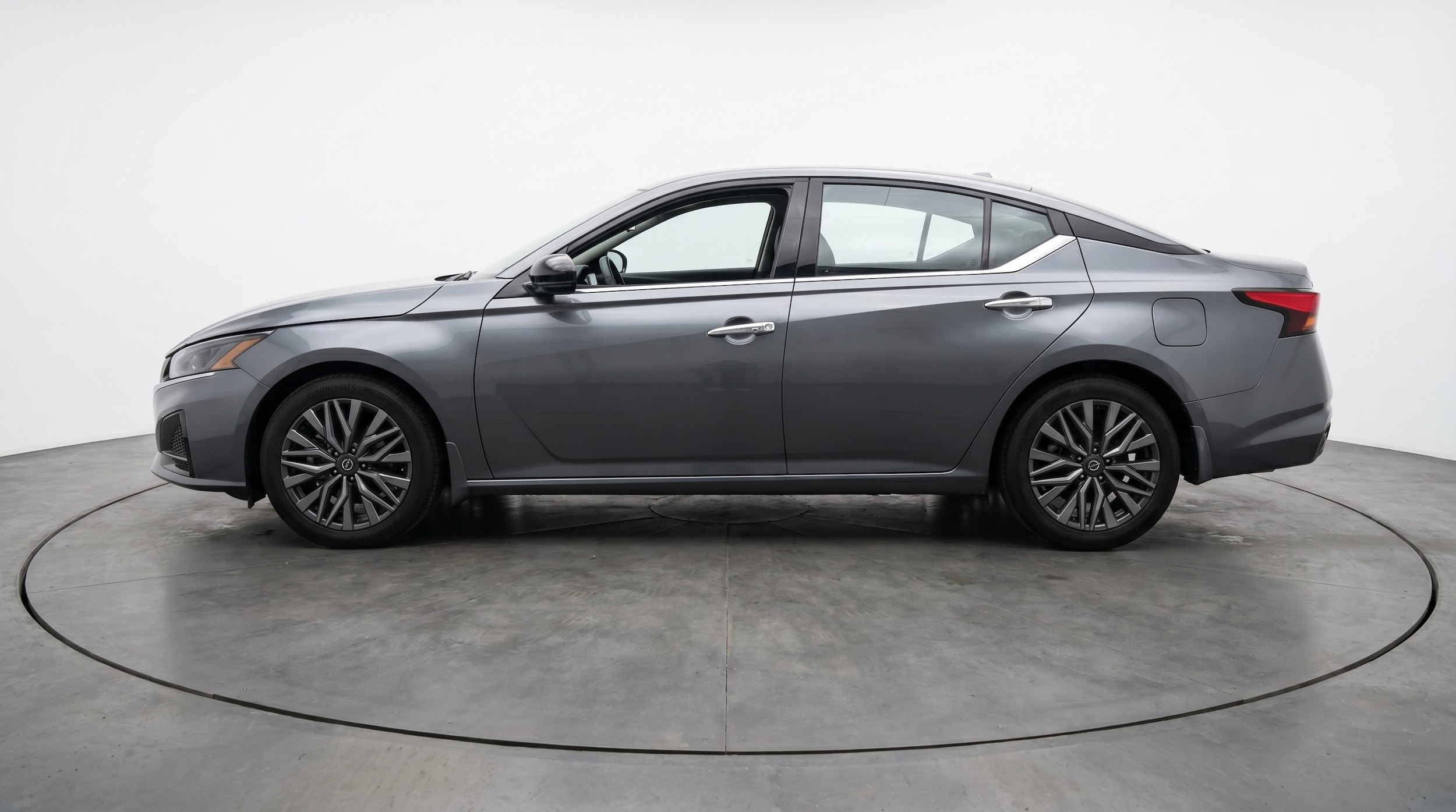 Thumbnail: 2025 Nissan Altima - 4