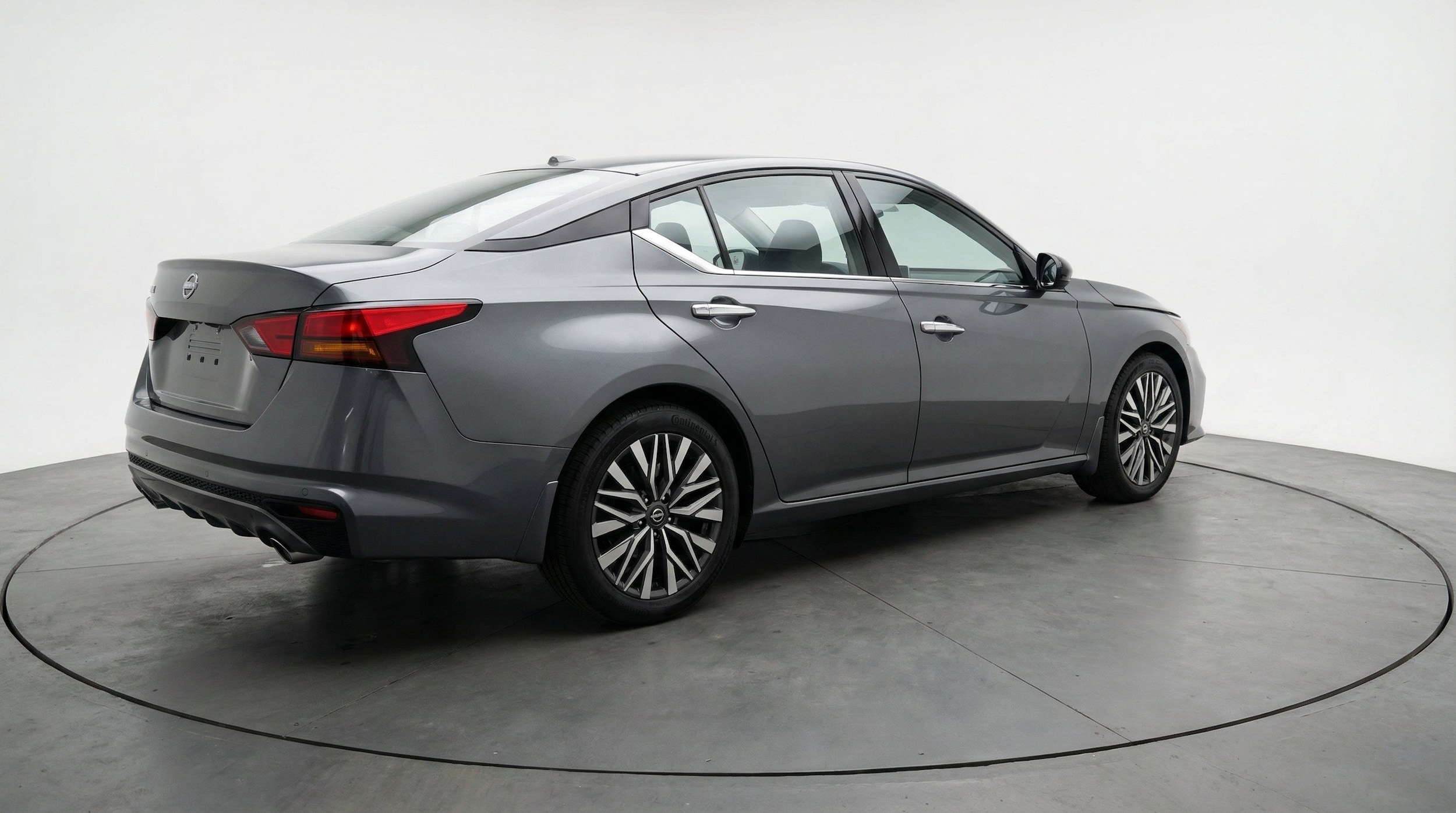 Thumbnail: 2025 Nissan Altima - 9