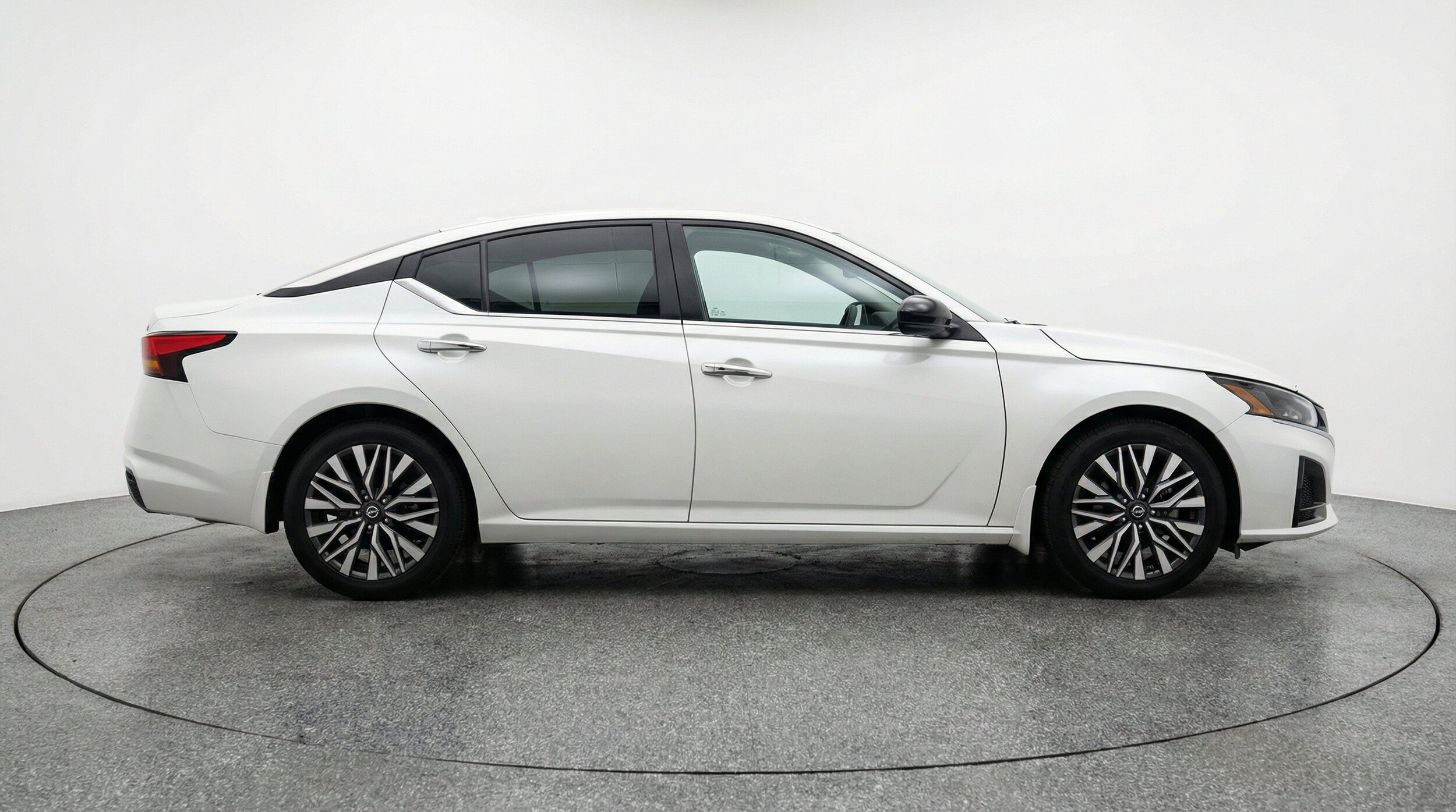 Thumbnail: 2025 Nissan Altima - 11