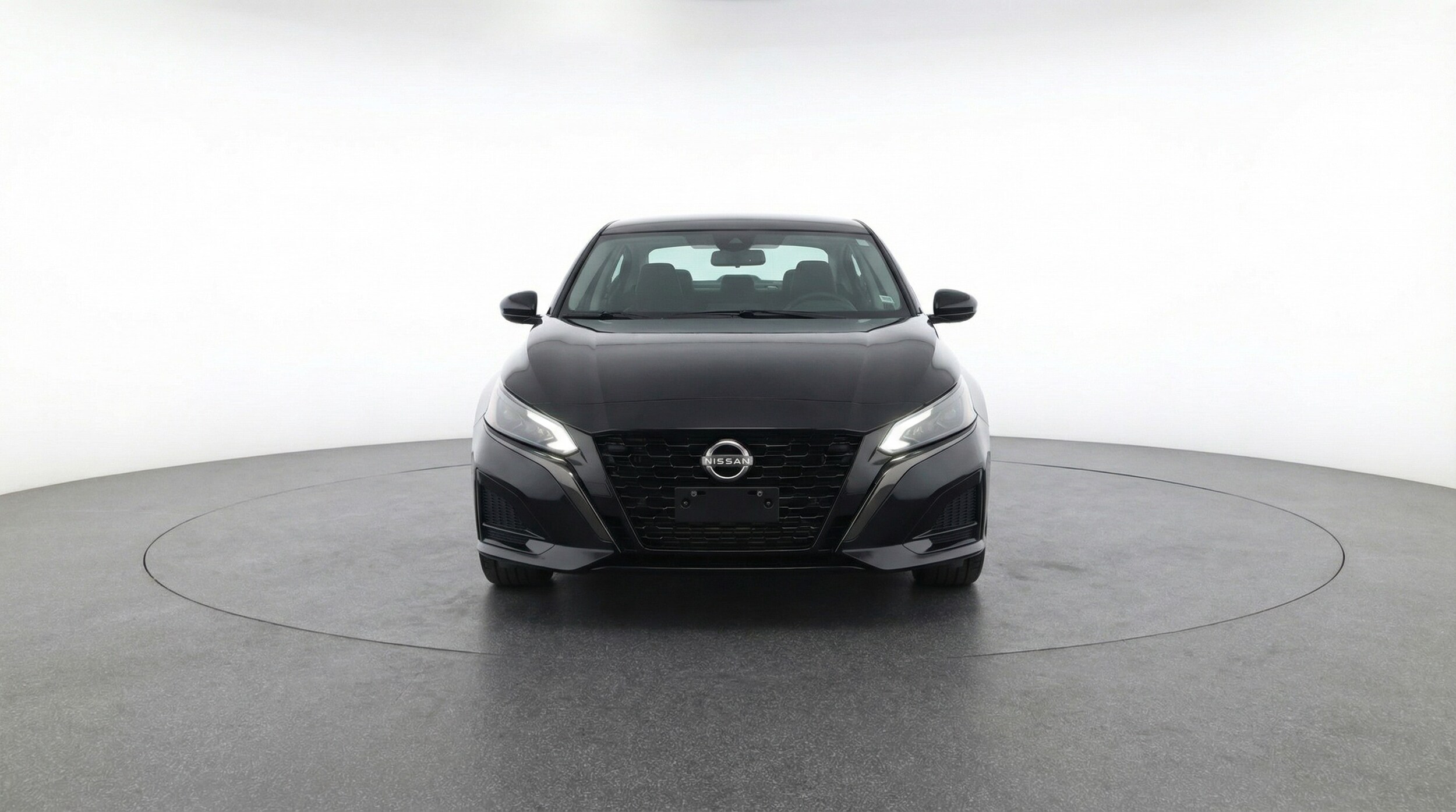 Thumbnail: 2025 Nissan Altima - 2