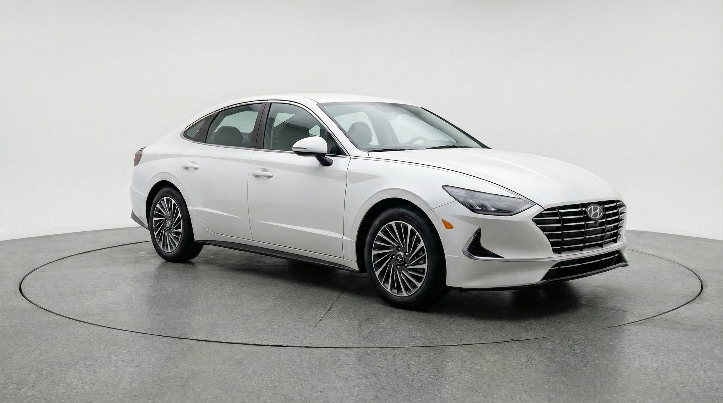 Thumbnail: 2025 Hyundai Sonata - 1