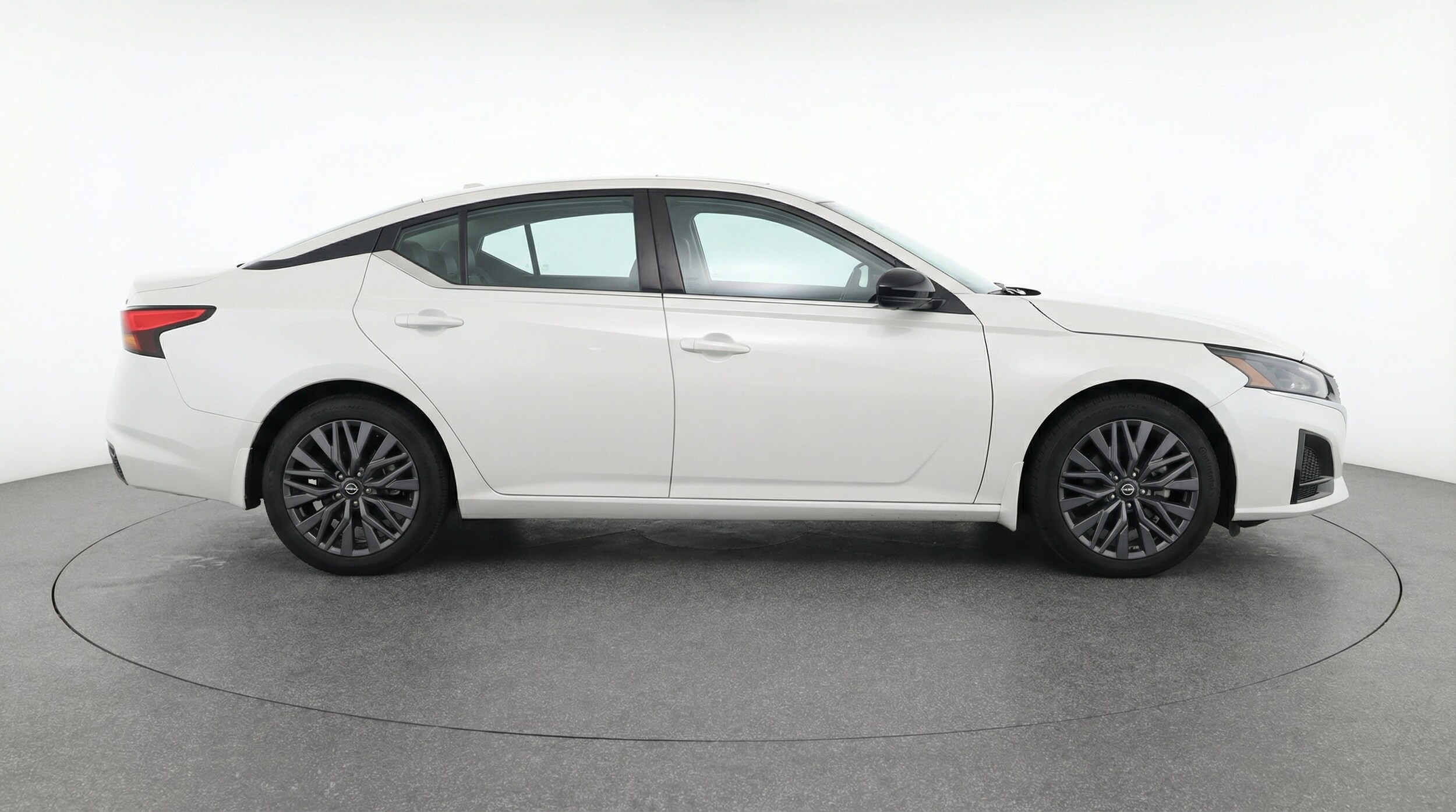 Thumbnail: 2025 Nissan Altima - 8