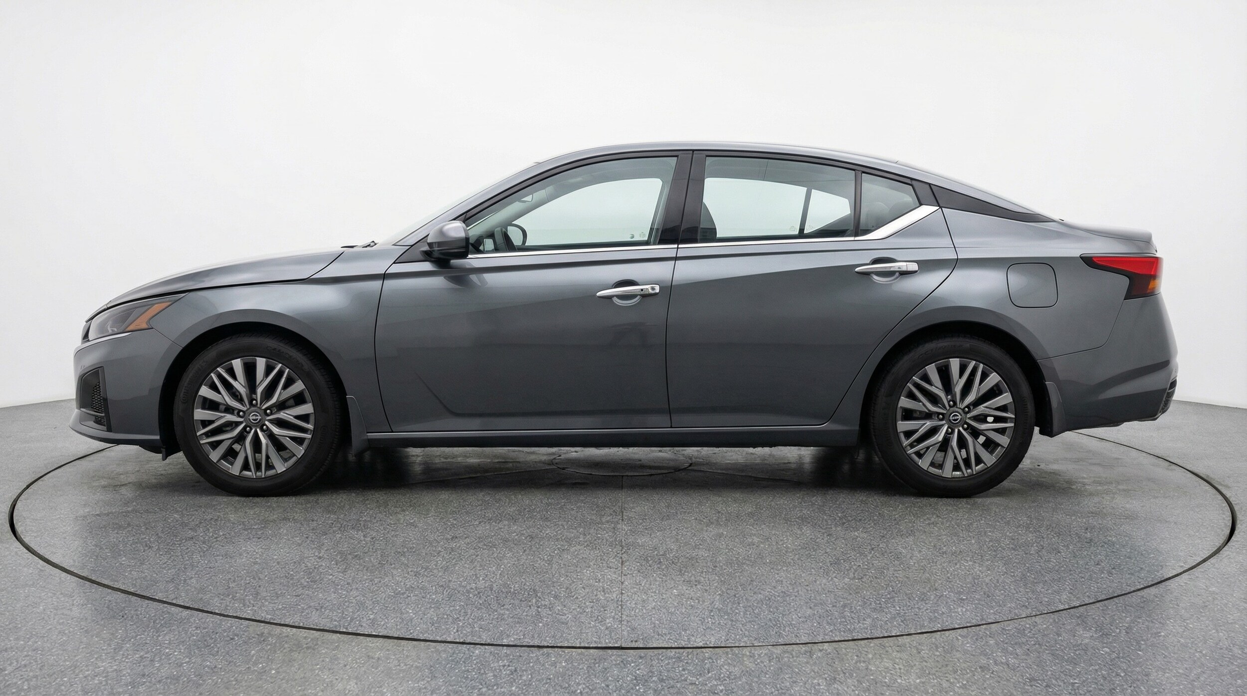 Thumbnail: 2025 Nissan Altima - 4